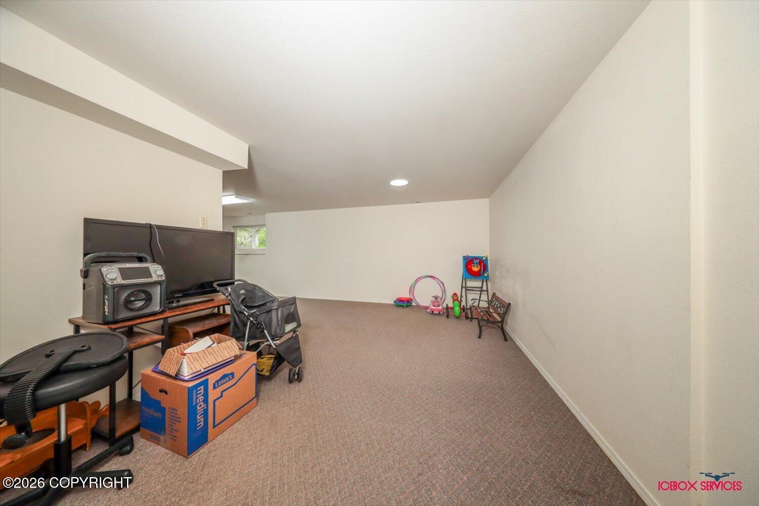 1491 N Aspen Place Property Photo 34