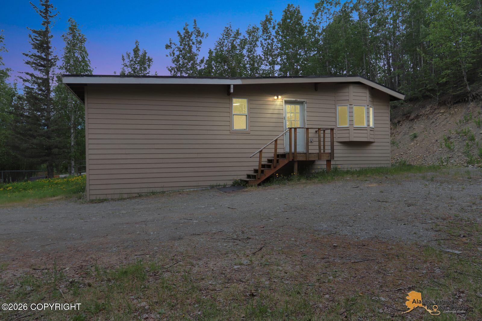 6061 E Pike Avenue Property Photo 5