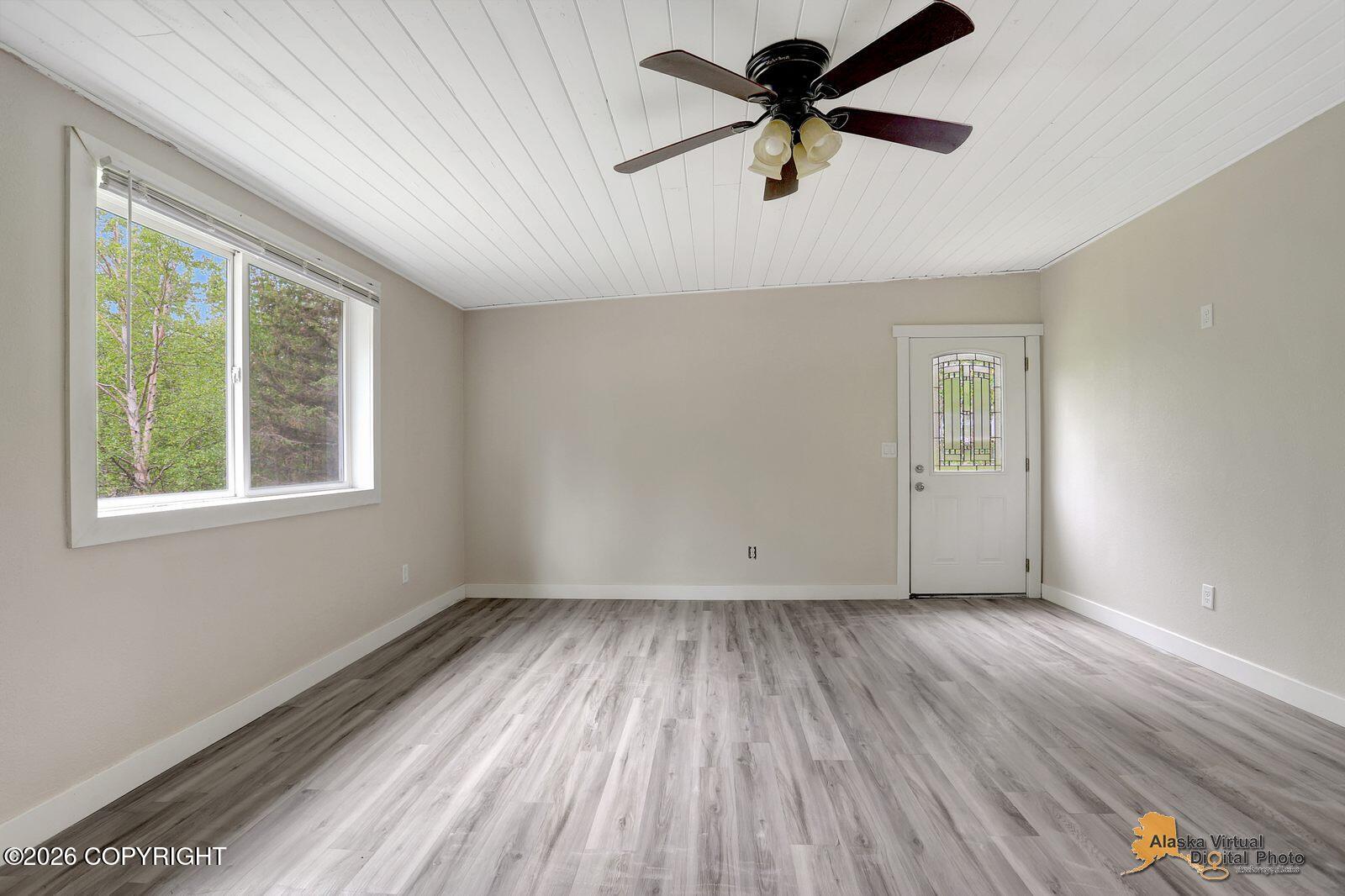 6061 E Pike Avenue Property Photo 11
