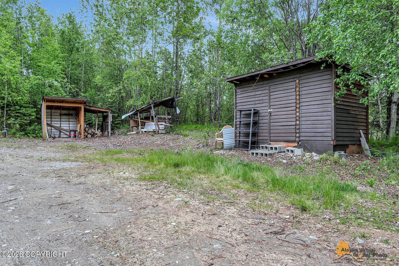 6061 E Pike Avenue Property Photo 27