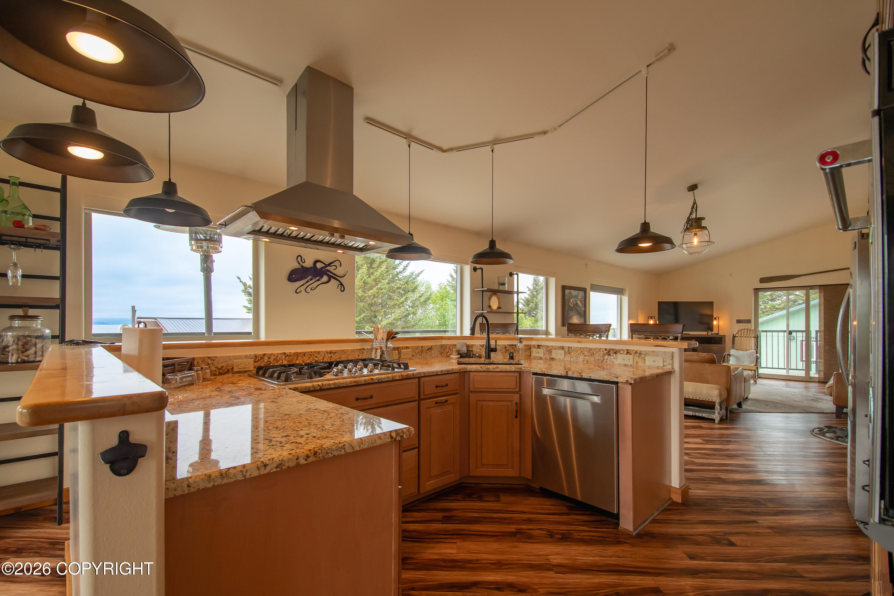 1054 Krueth Way Property Photo 12