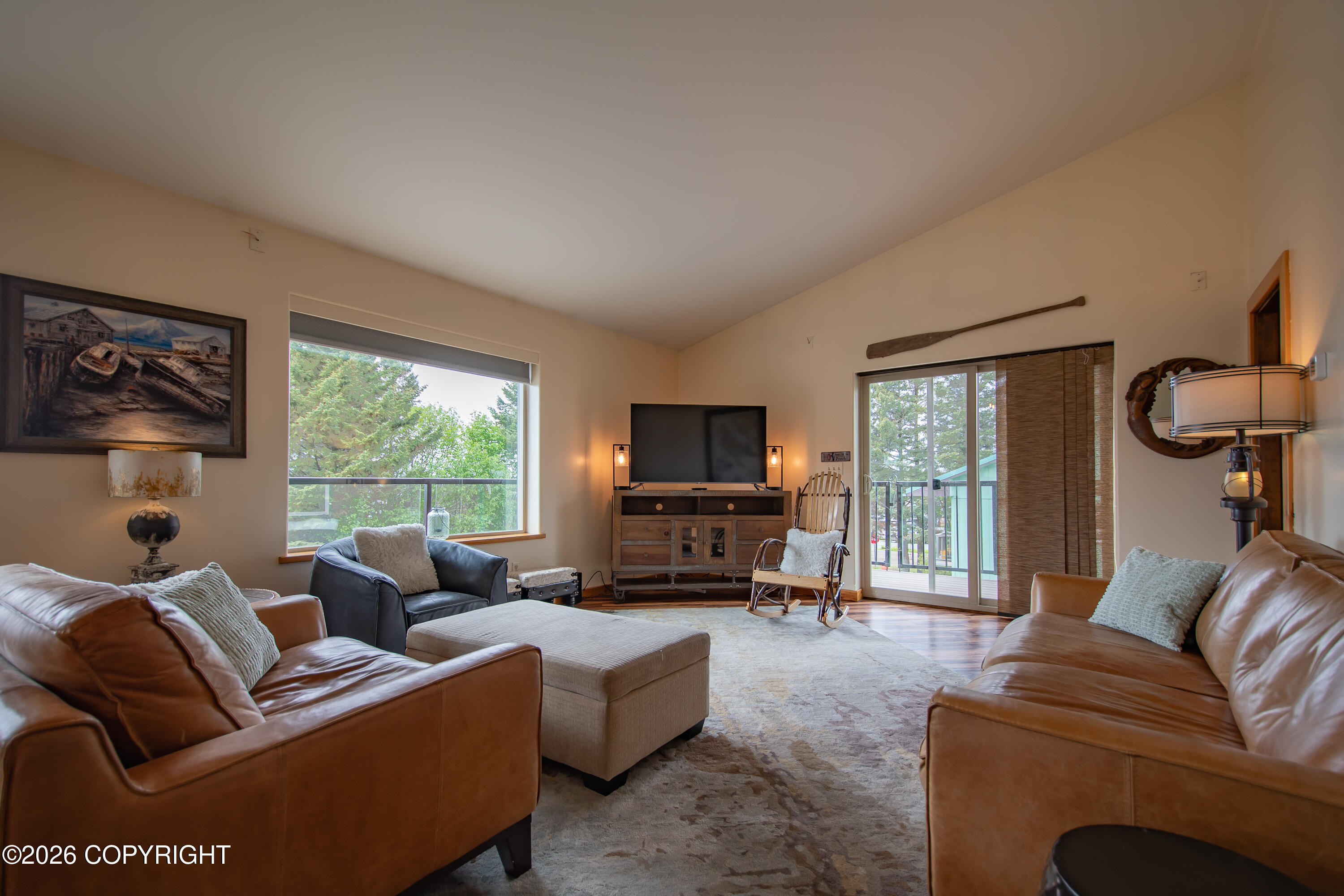 1054 Krueth Way Property Photo 16
