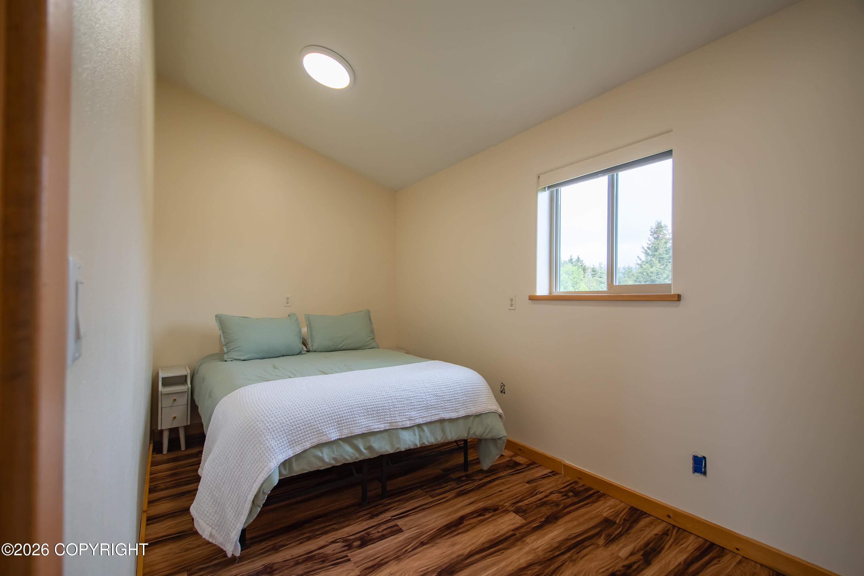 1054 Krueth Way Property Photo 30