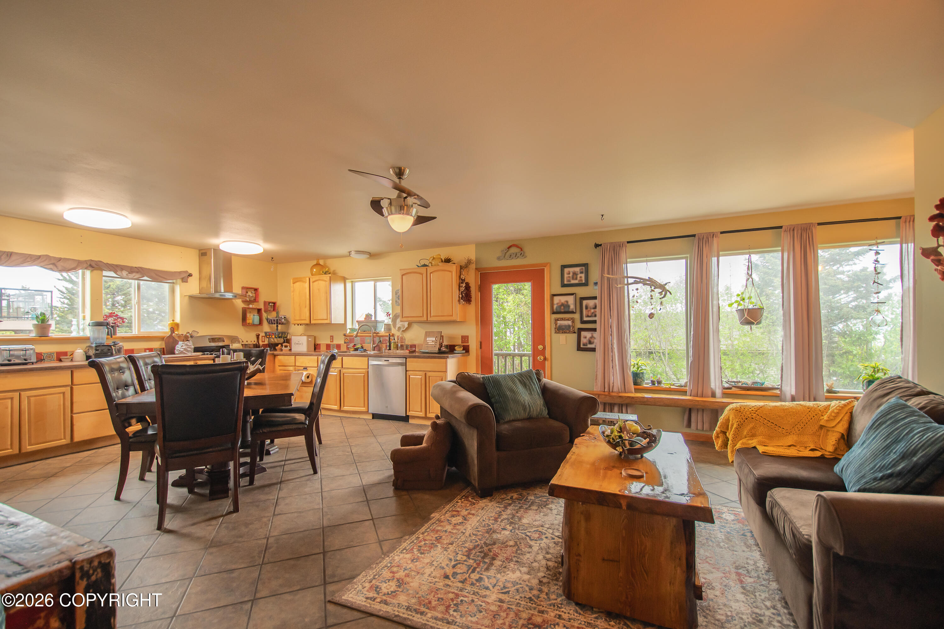 1054 Krueth Way Property Photo 58