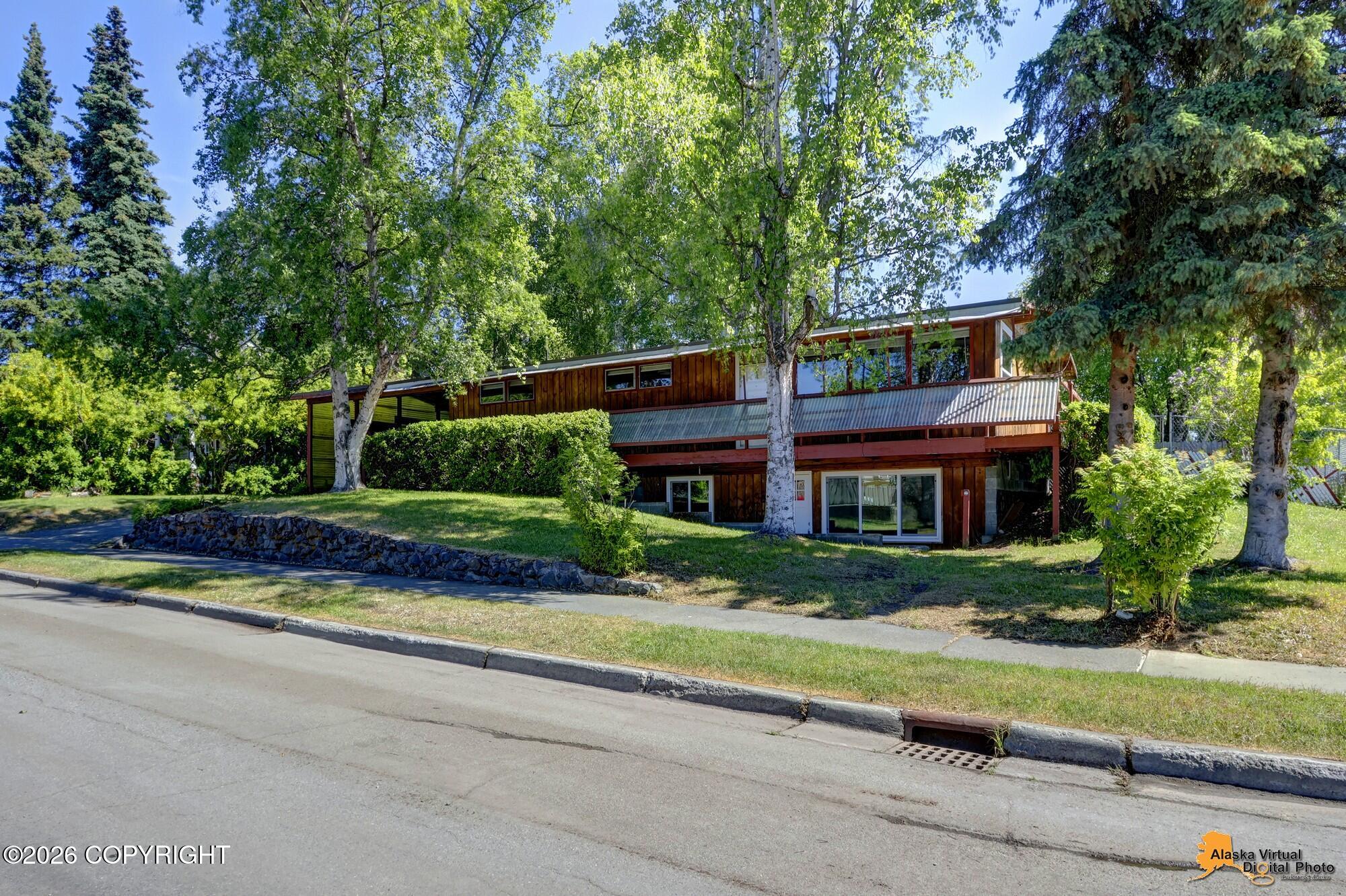 1575 H Street Property Photo 1