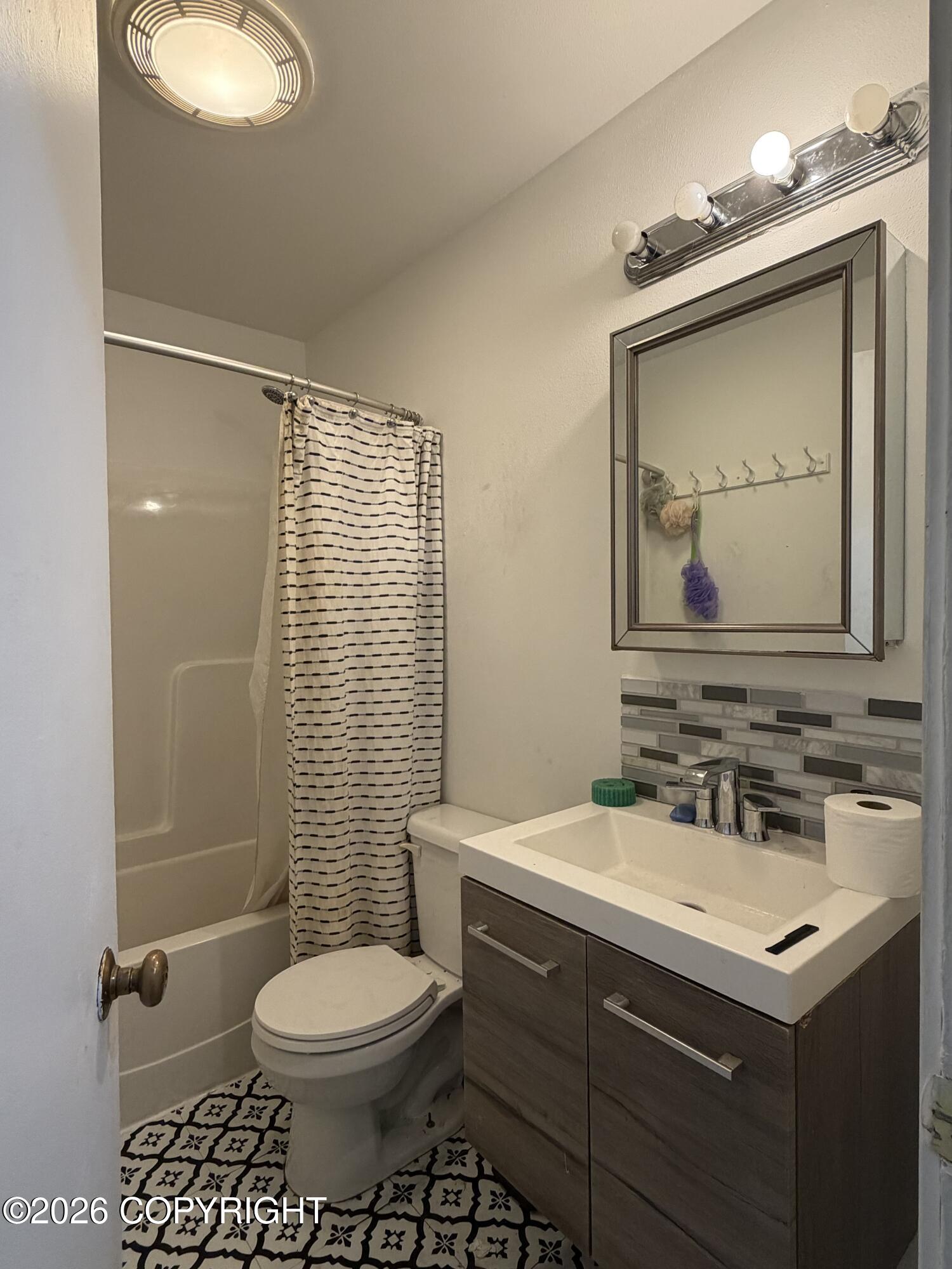 1703 Iron Drive Property Photo 7
