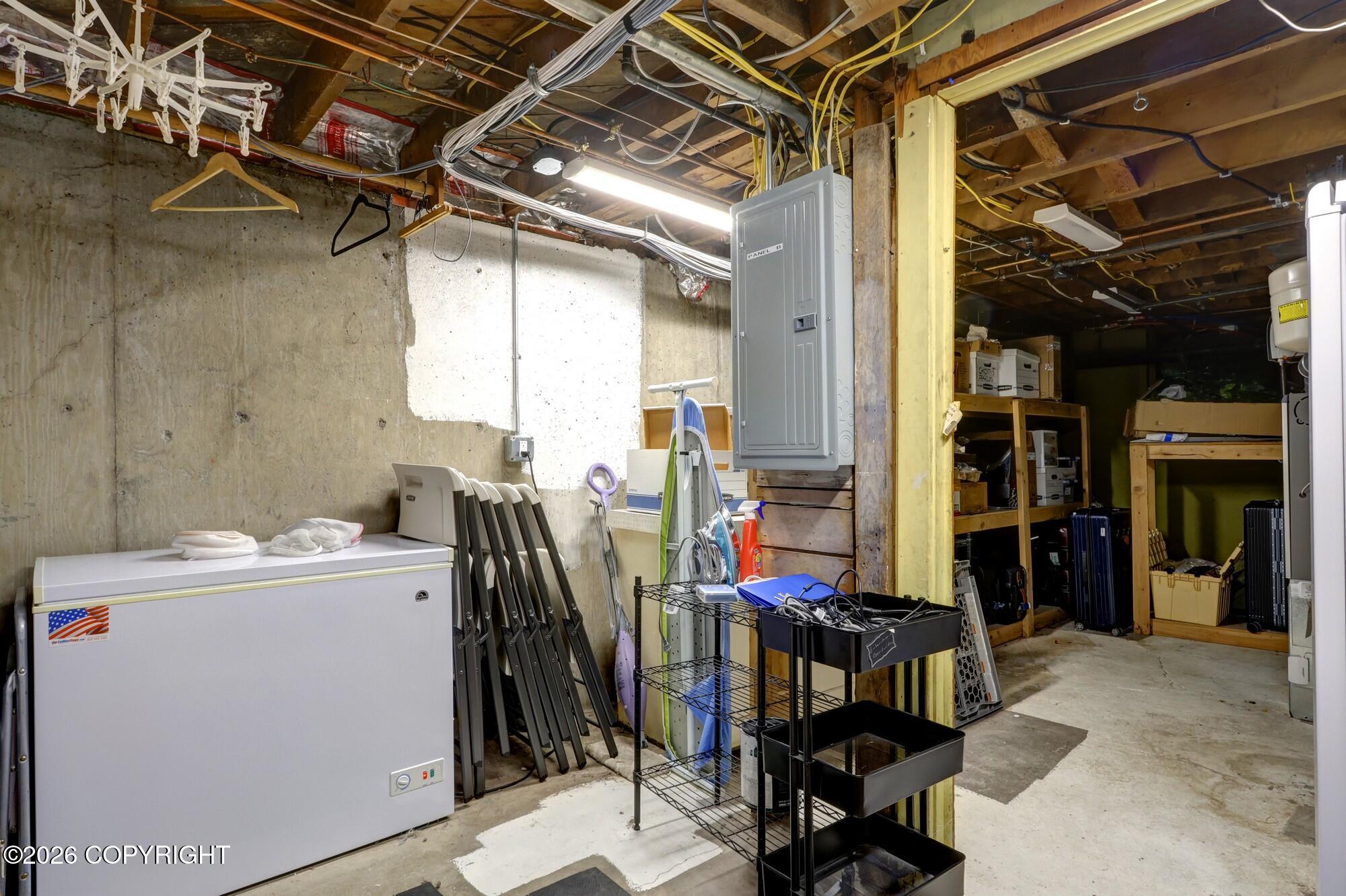 1215 W 8th Avenue Property Photo 41