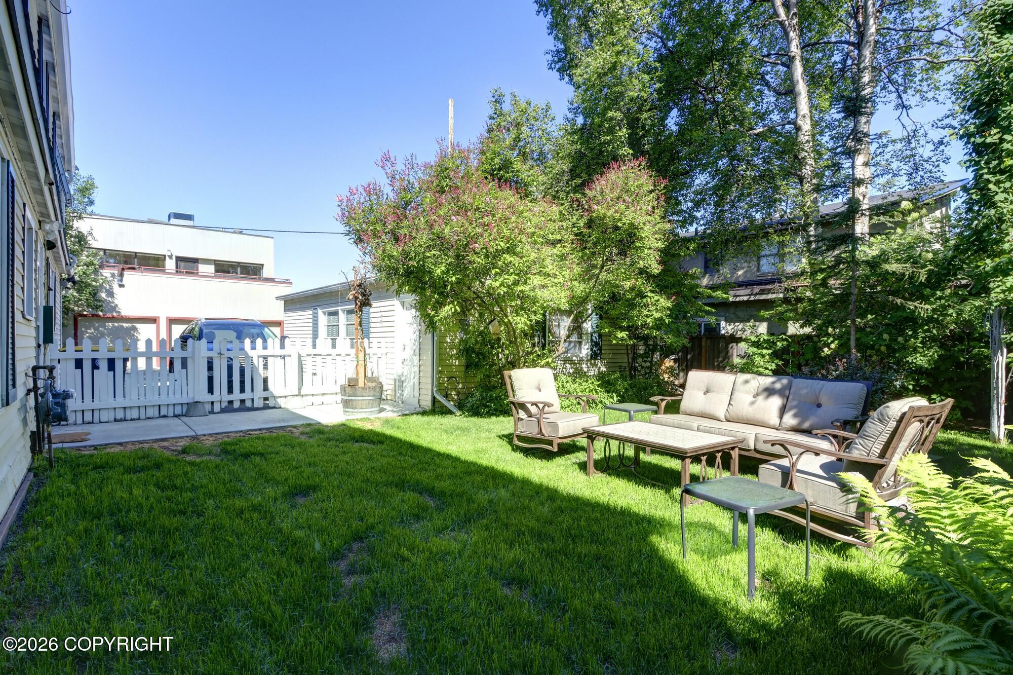 1215 W 8th Avenue Property Photo 48