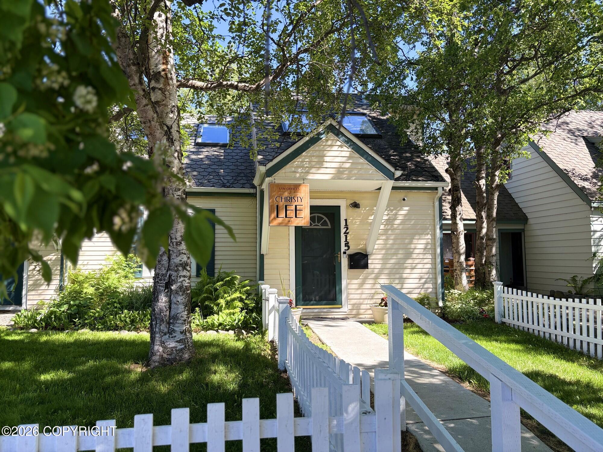1215 W 8th Avenue Property Photo 60