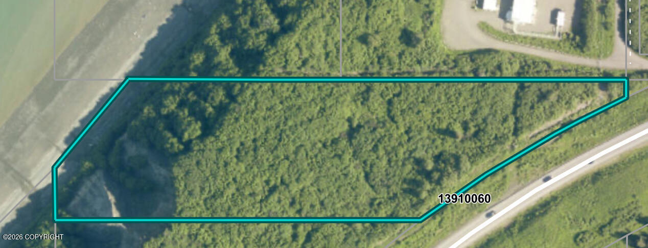 73910 Sterling Highway Property Photo 2