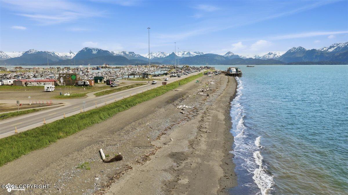 3851 Homer Spit Road Property Photo 15