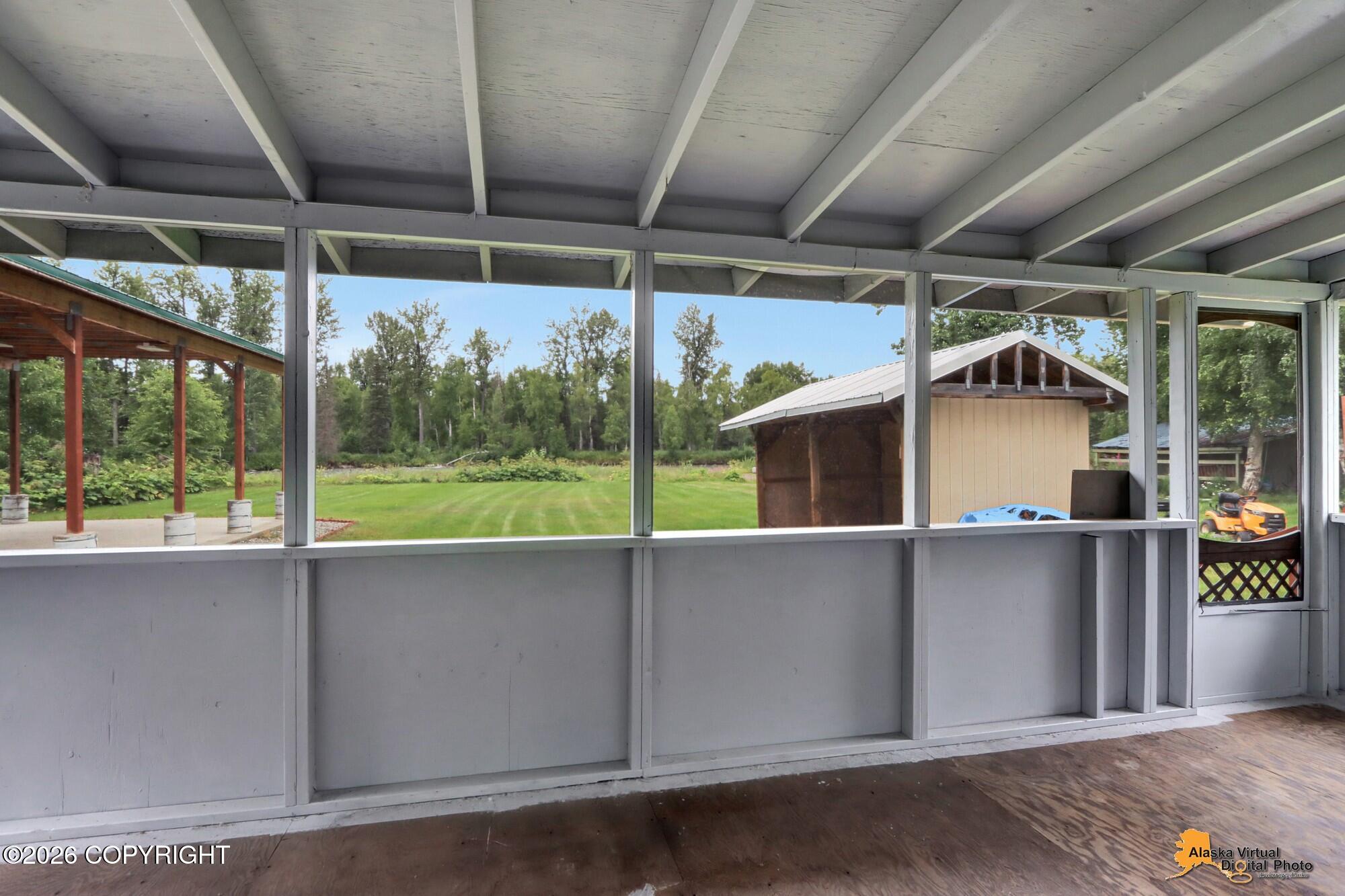 18973 W Willow Circle Property Photo 14