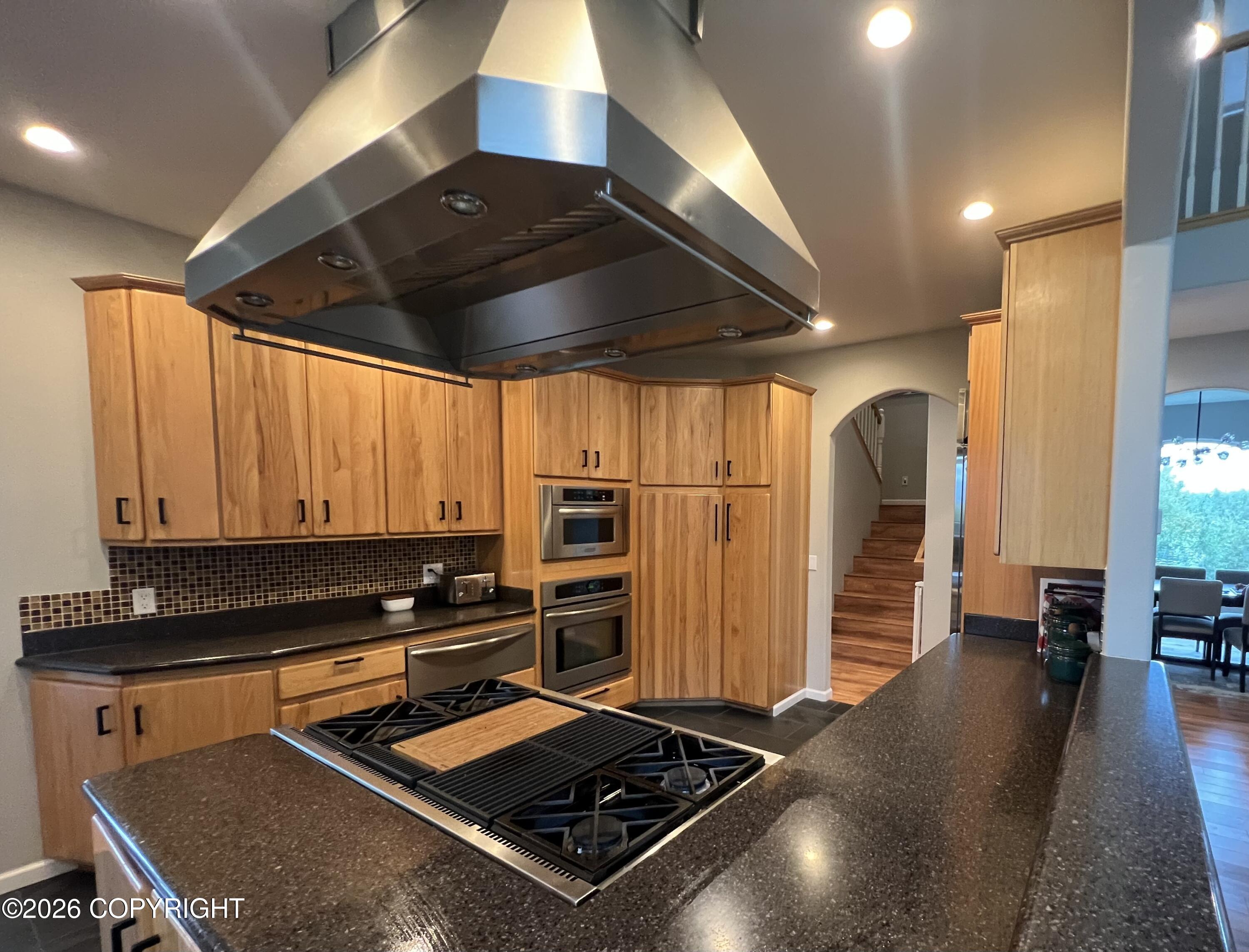 2701 E Beech Way Property Photo 3