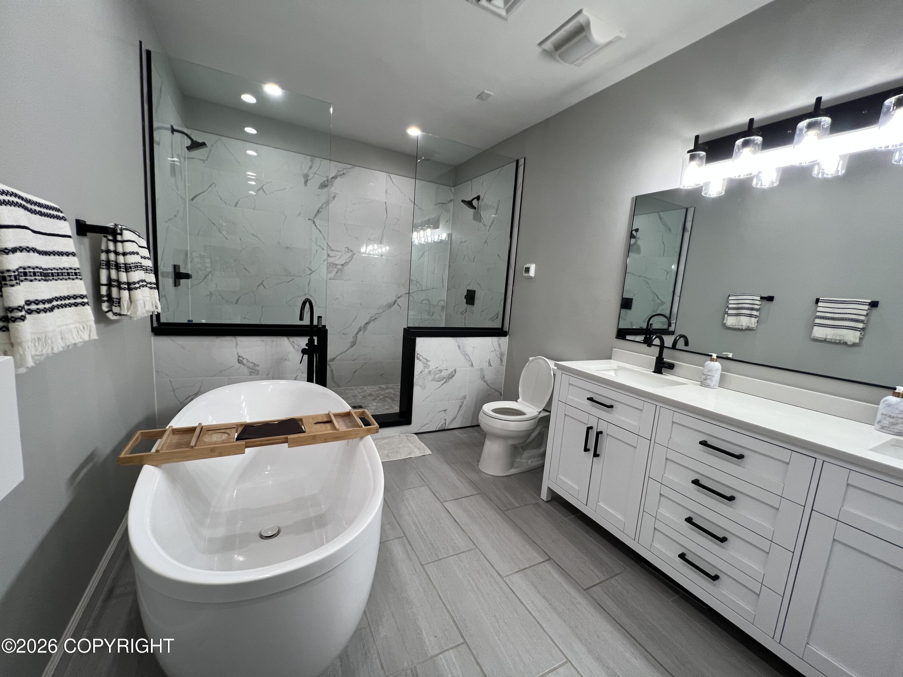 2701 E Beech Way Property Photo 12