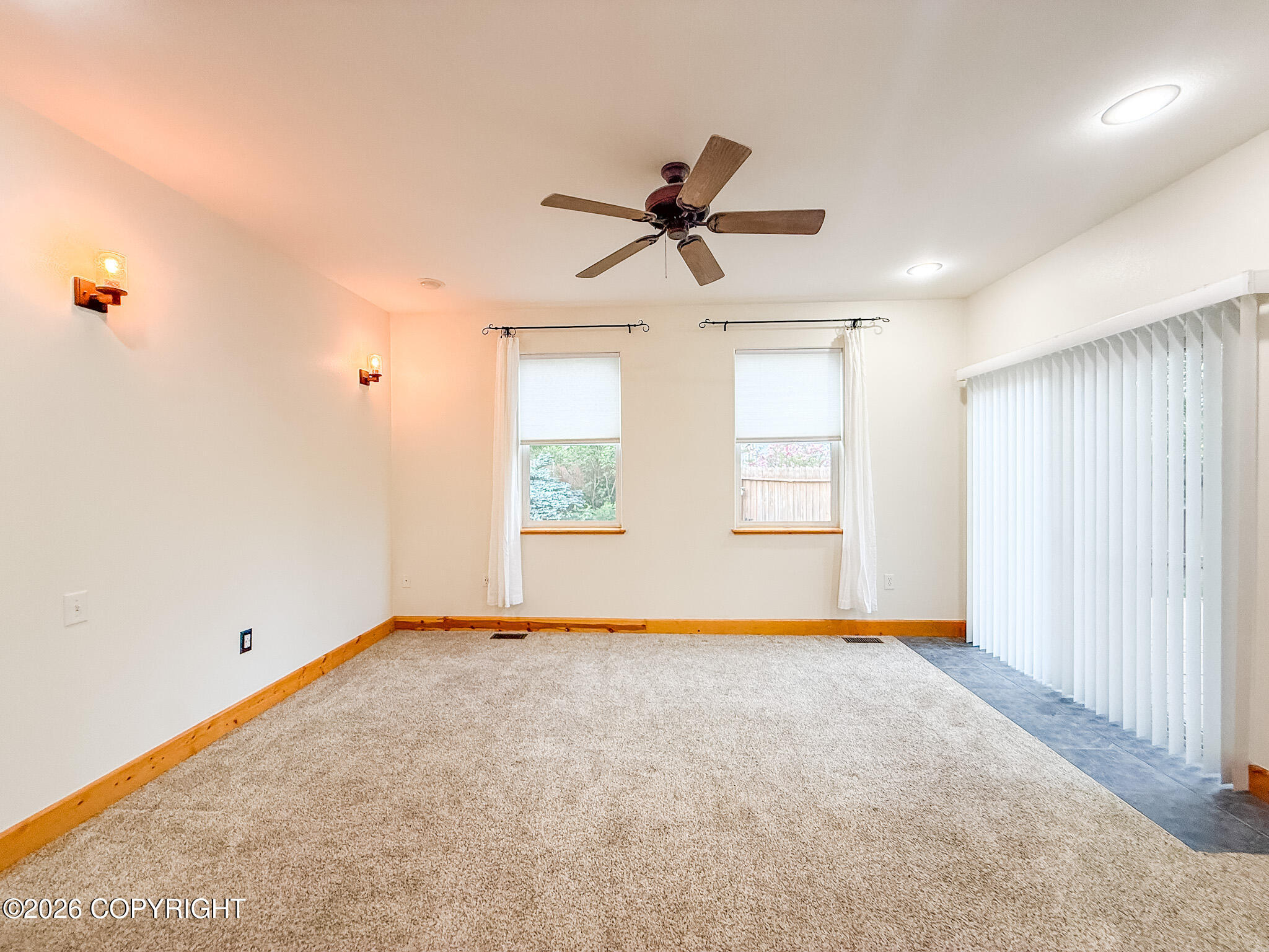 2825 S Donnas Way Property Photo 7