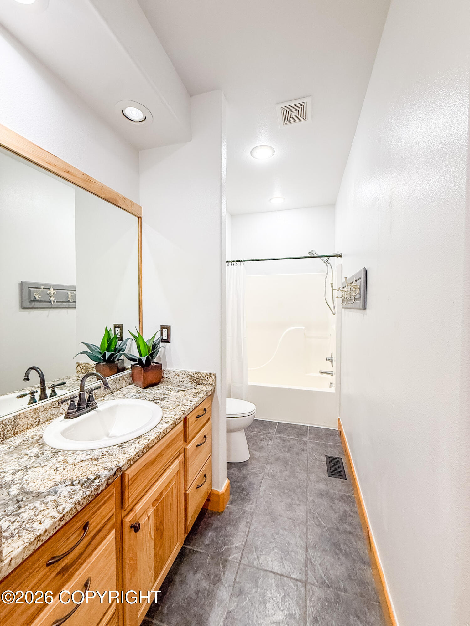 2825 S Donnas Way Property Photo 18