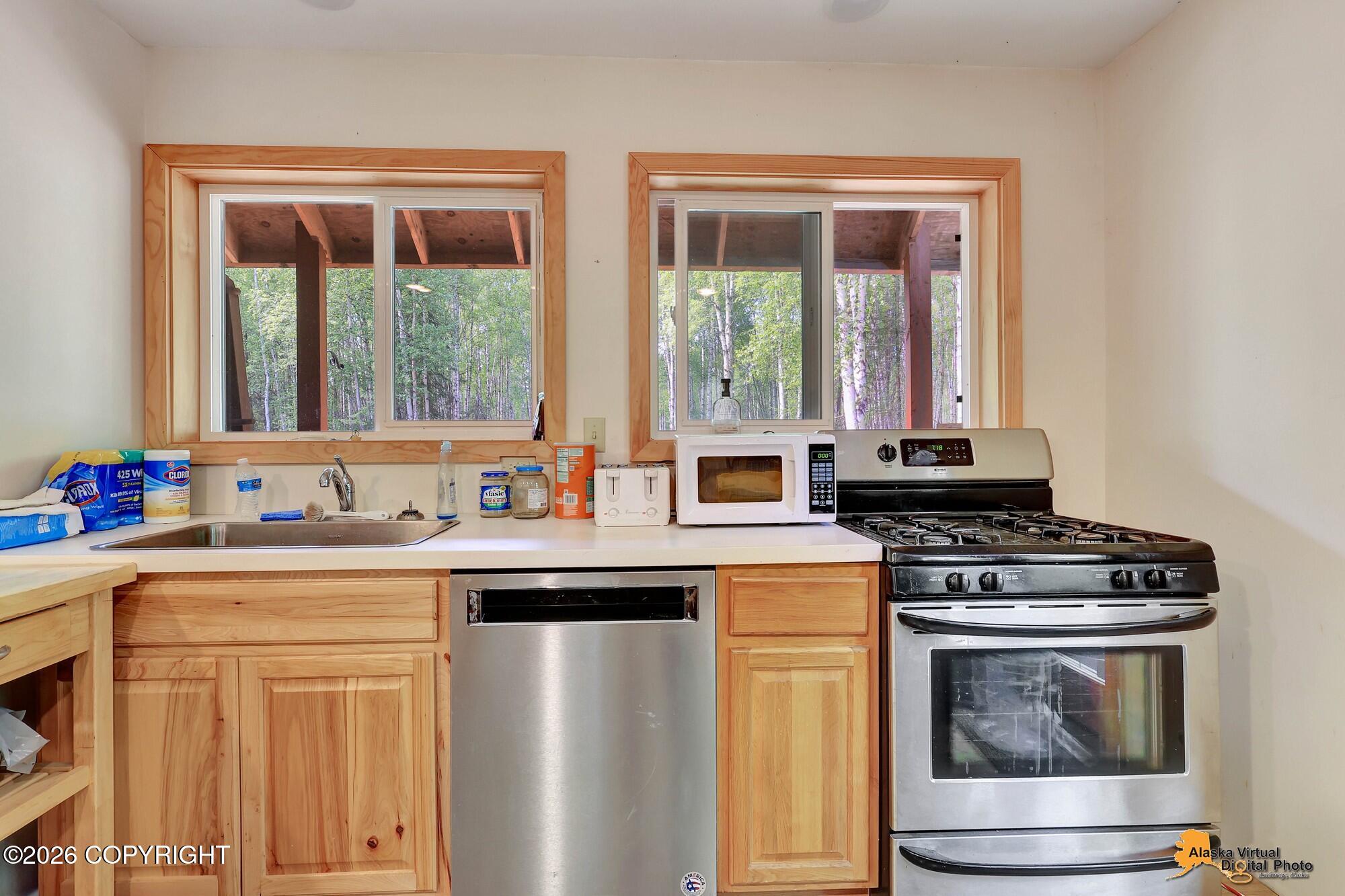 16445 E Sunshine Lake West Drive Property Photo 8
