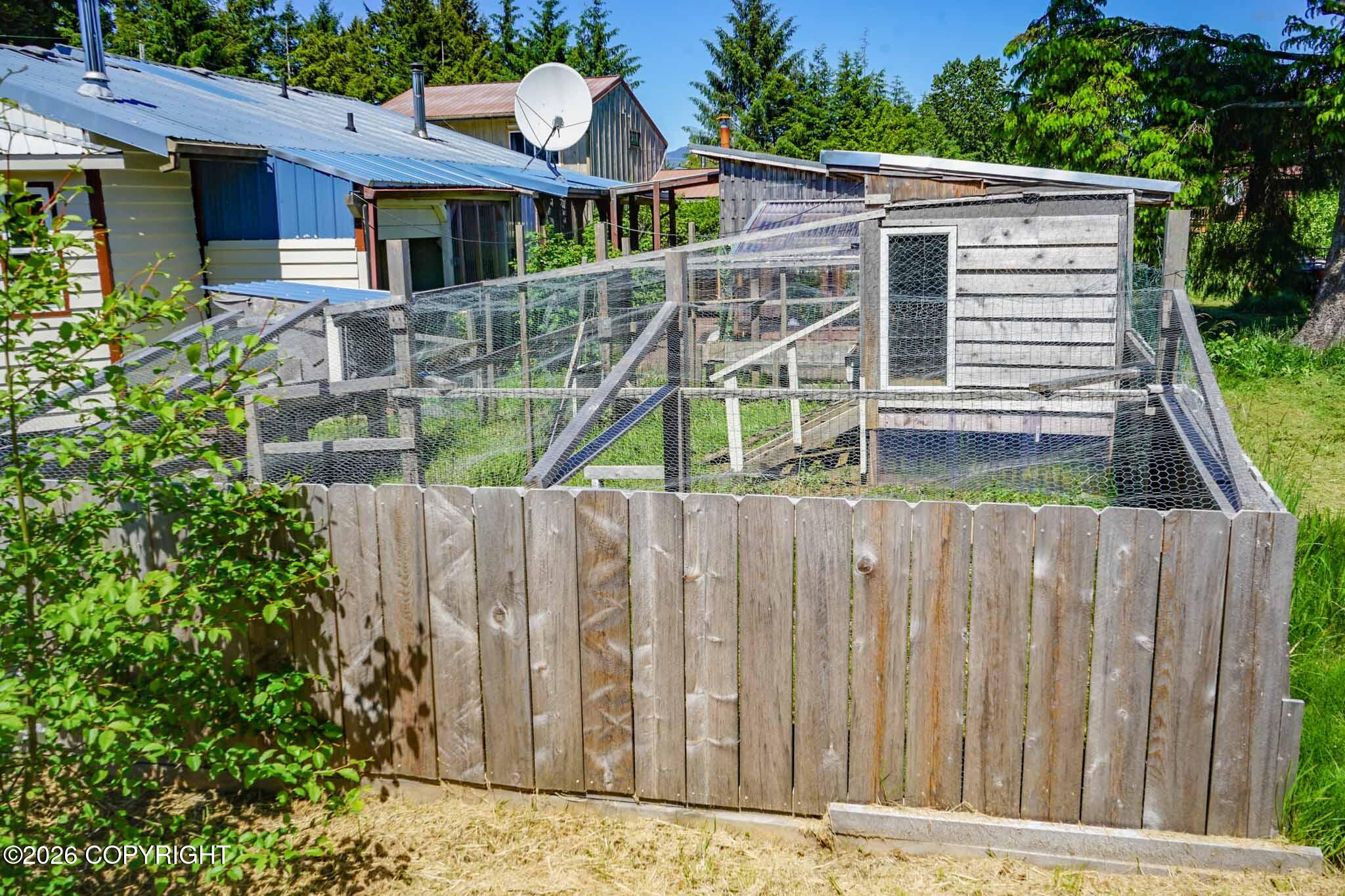395 West Street Property Photo 44