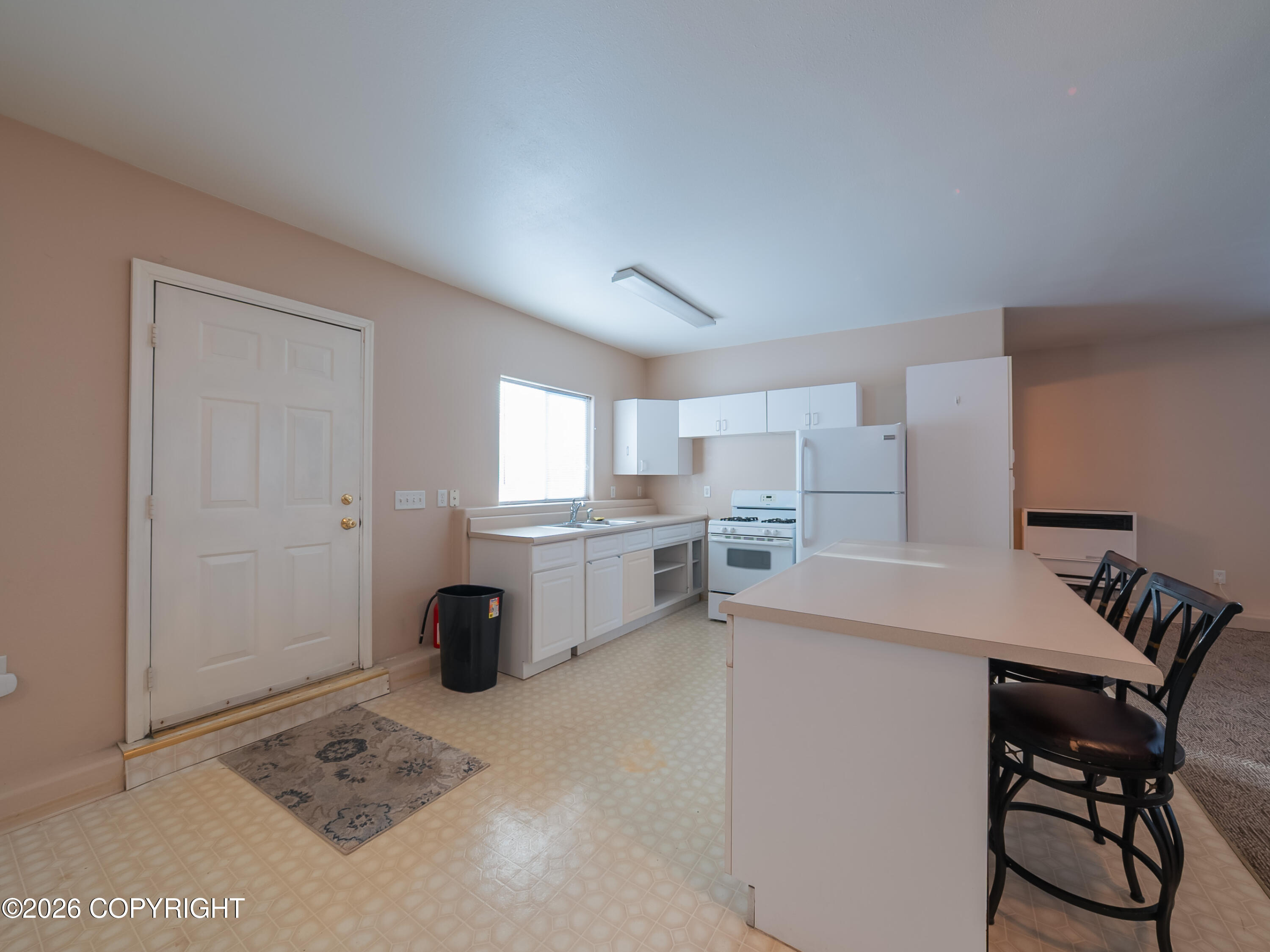 221 Creekside Street Property Photo 26