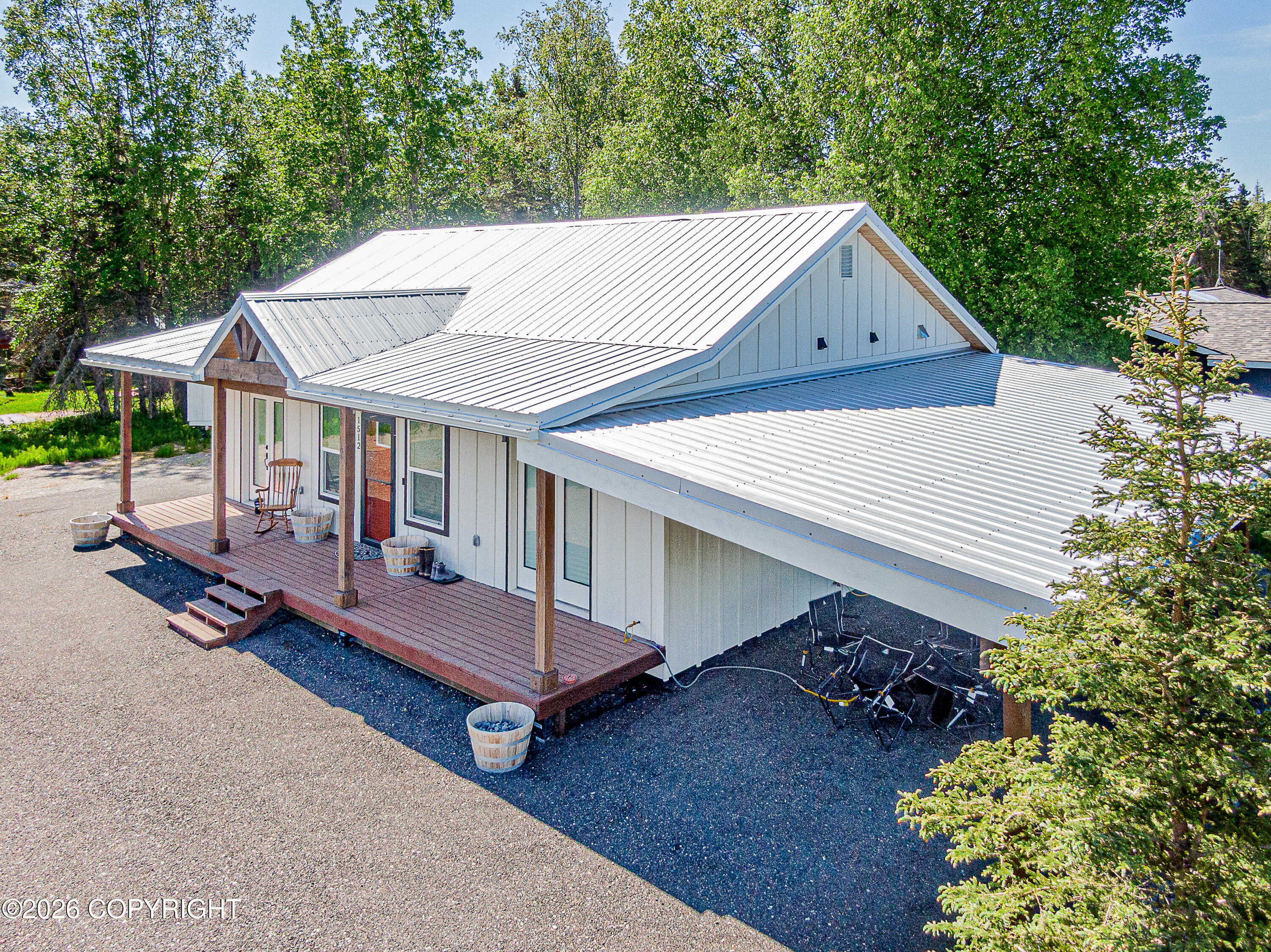 1512 Aliak Drive Property Photo 7