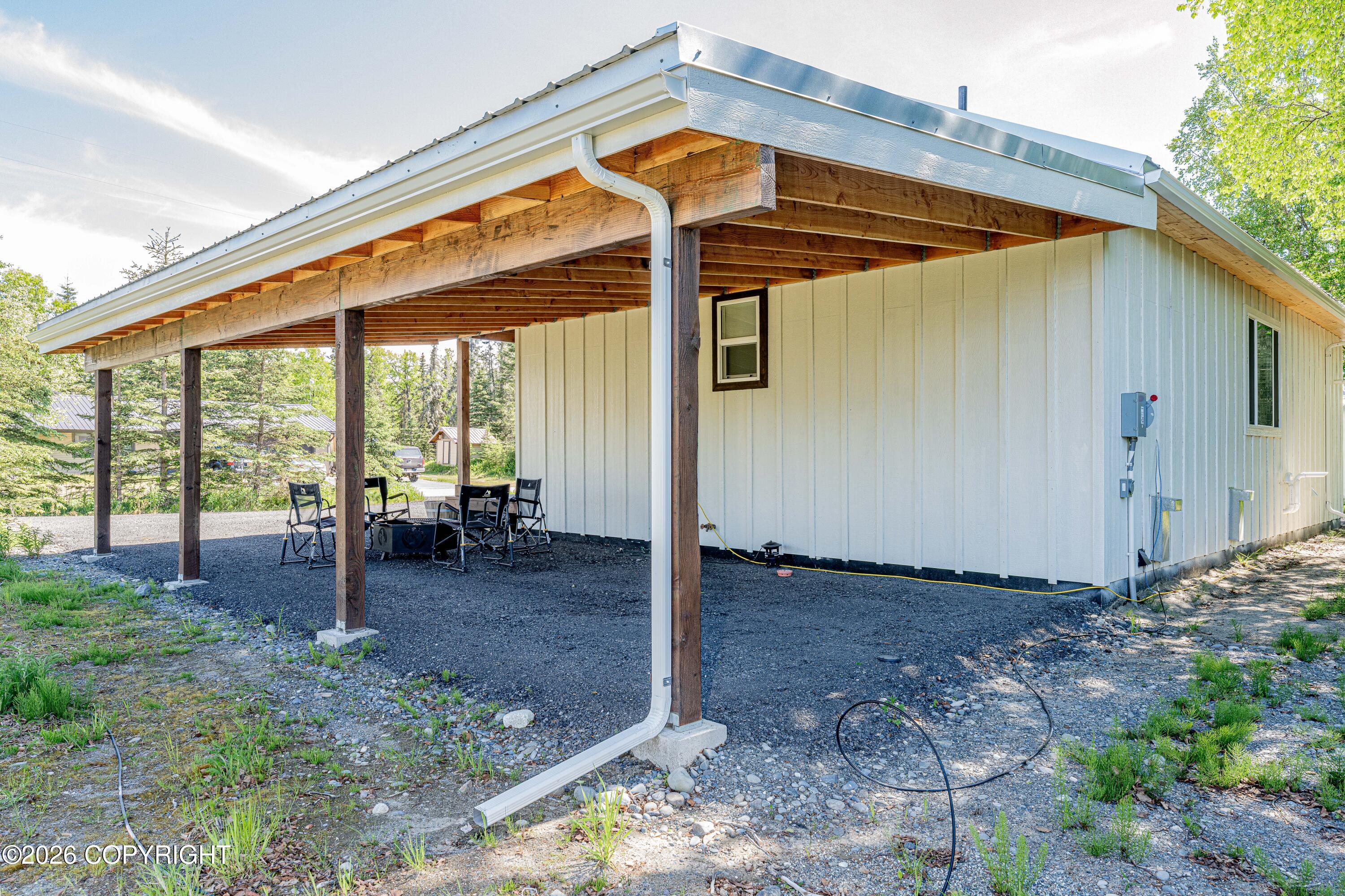 1512 Aliak Drive Property Photo 9