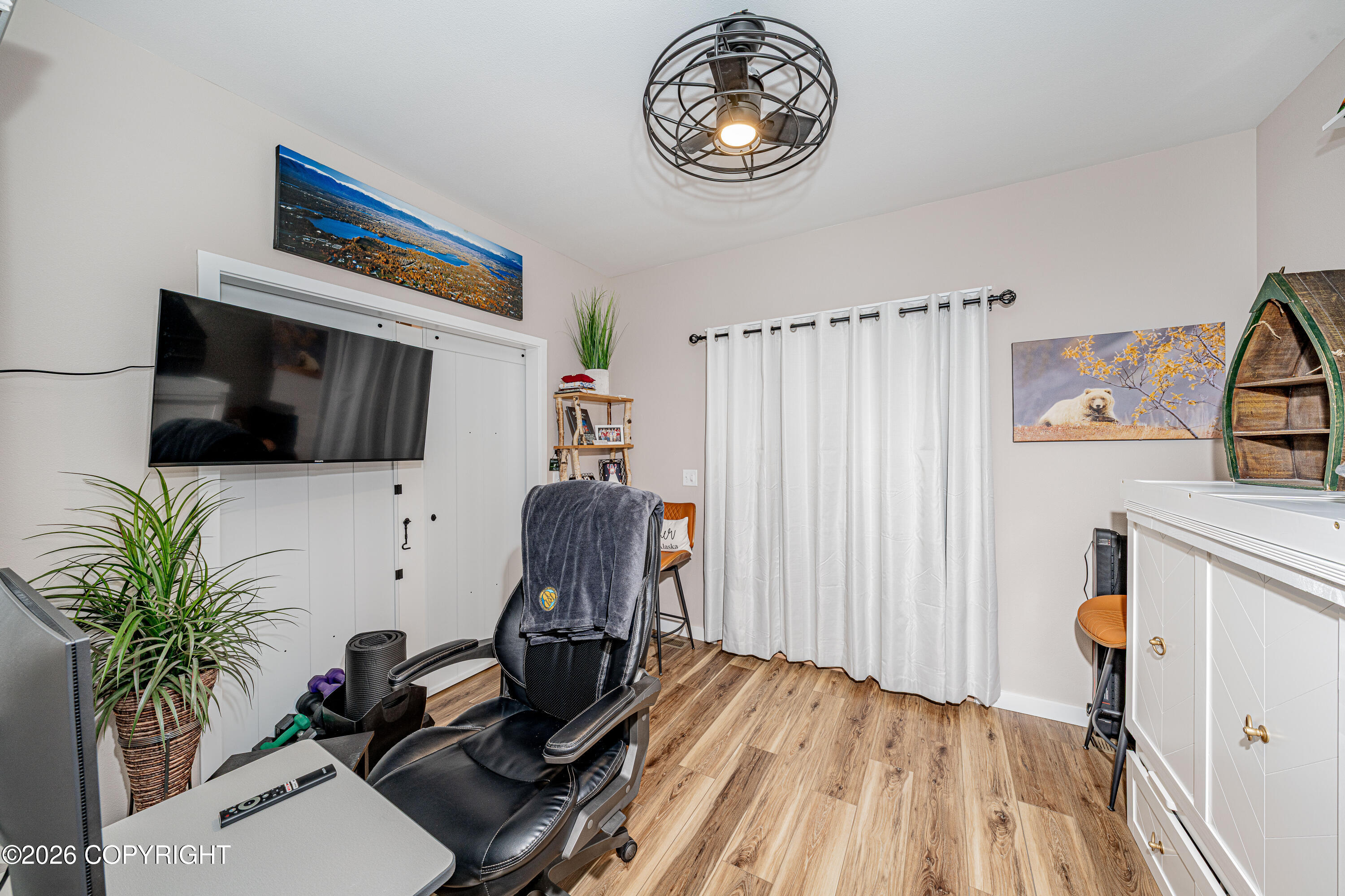 1512 Aliak Drive Property Photo 23