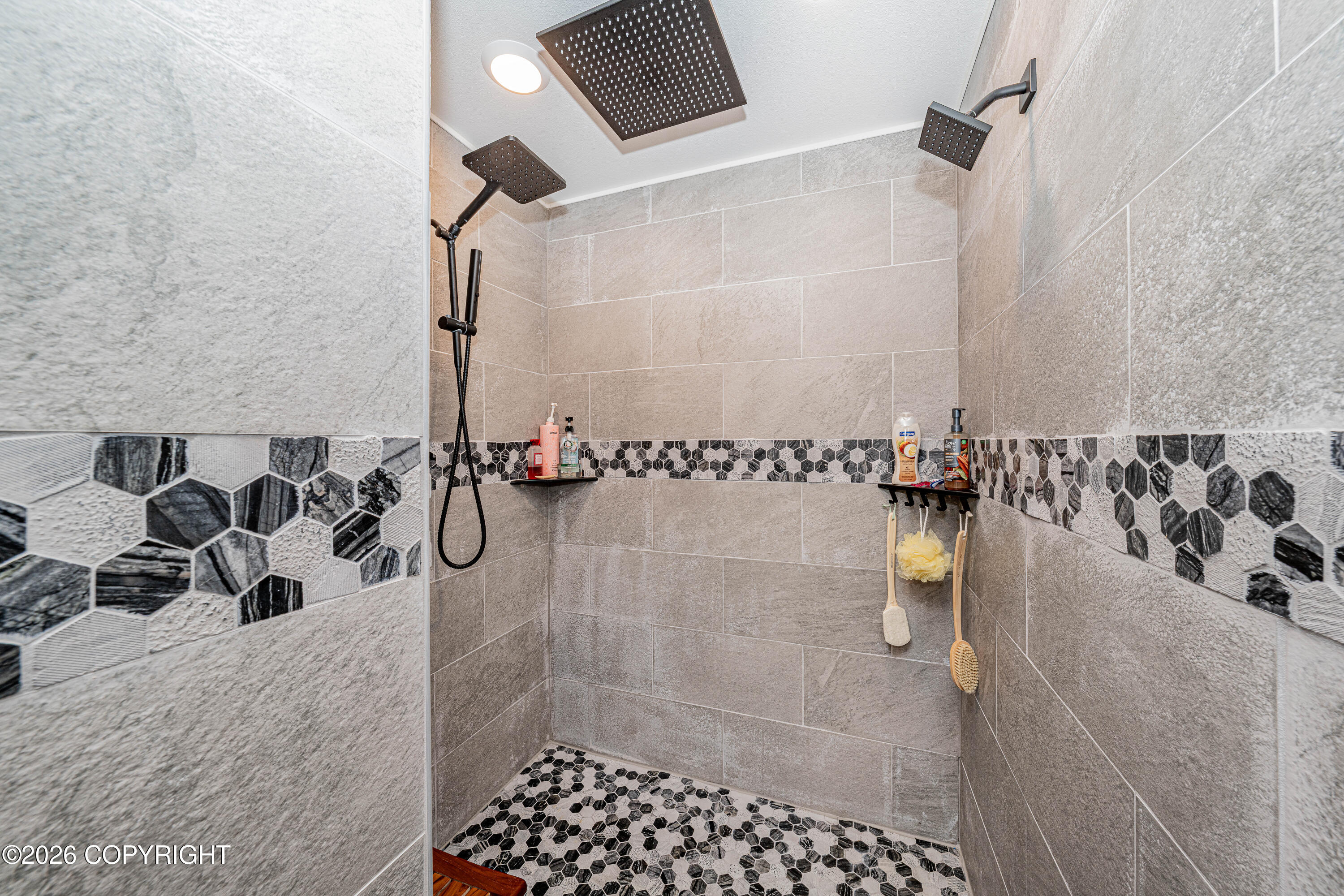 1512 Aliak Drive Property Photo 32