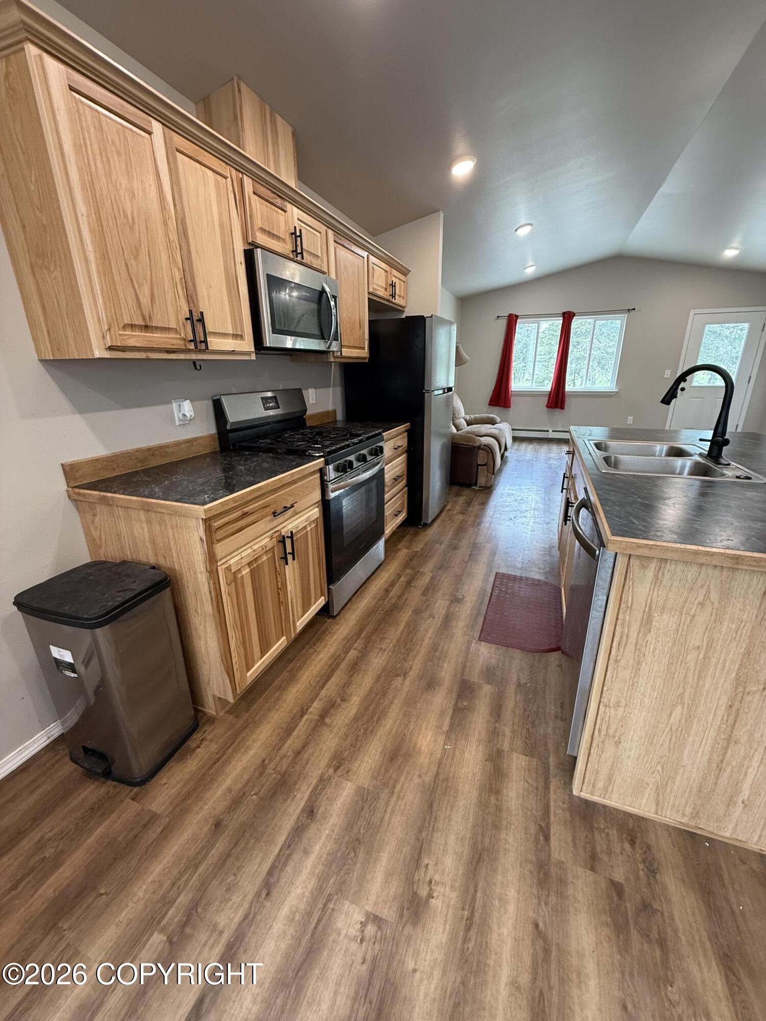 1117 Skyler Lane Property Photo 4