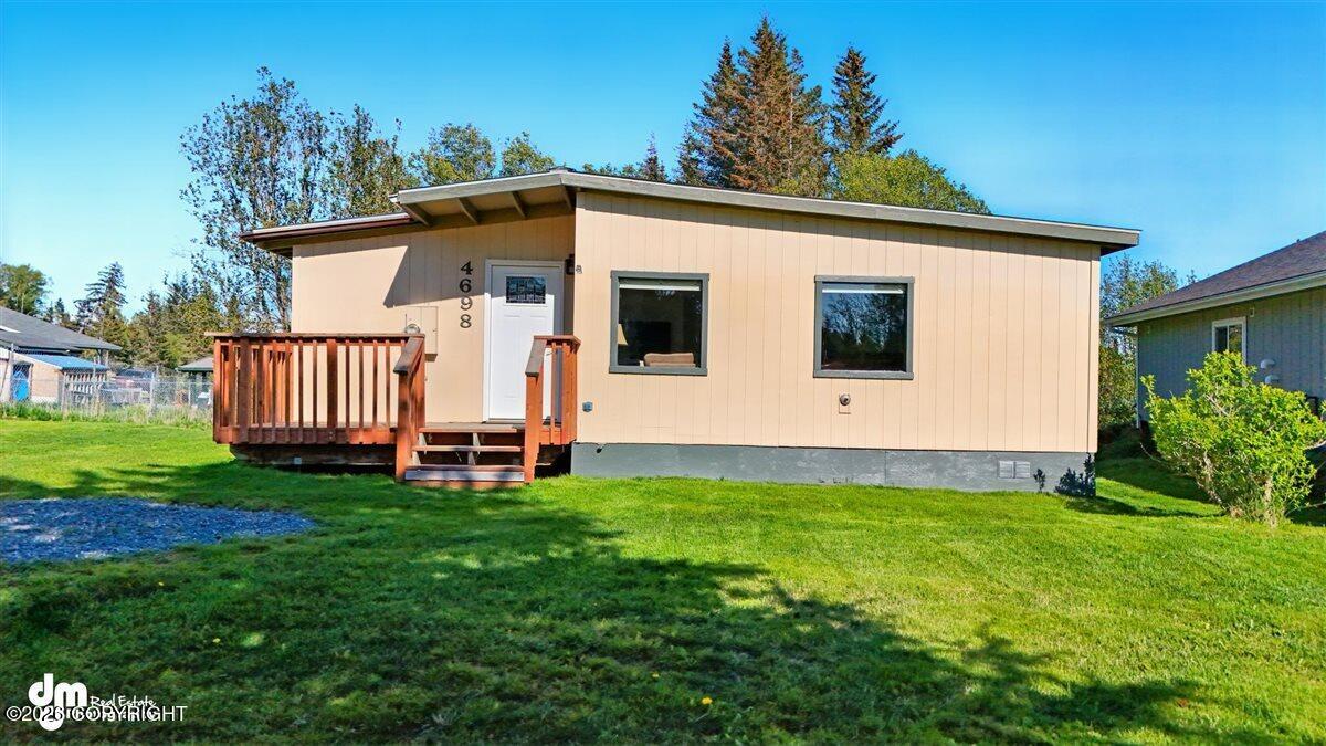 4698 Rochelle Road Property Photo 1