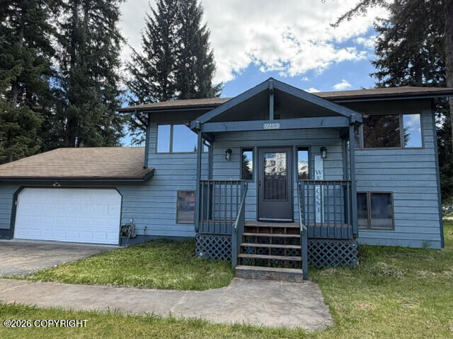 9253 Gee Street Property Photo 3