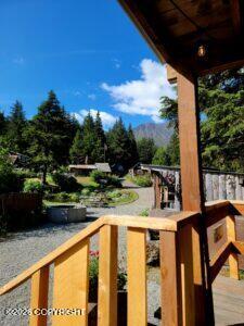 601 Crow Creek Road Property Photo 8