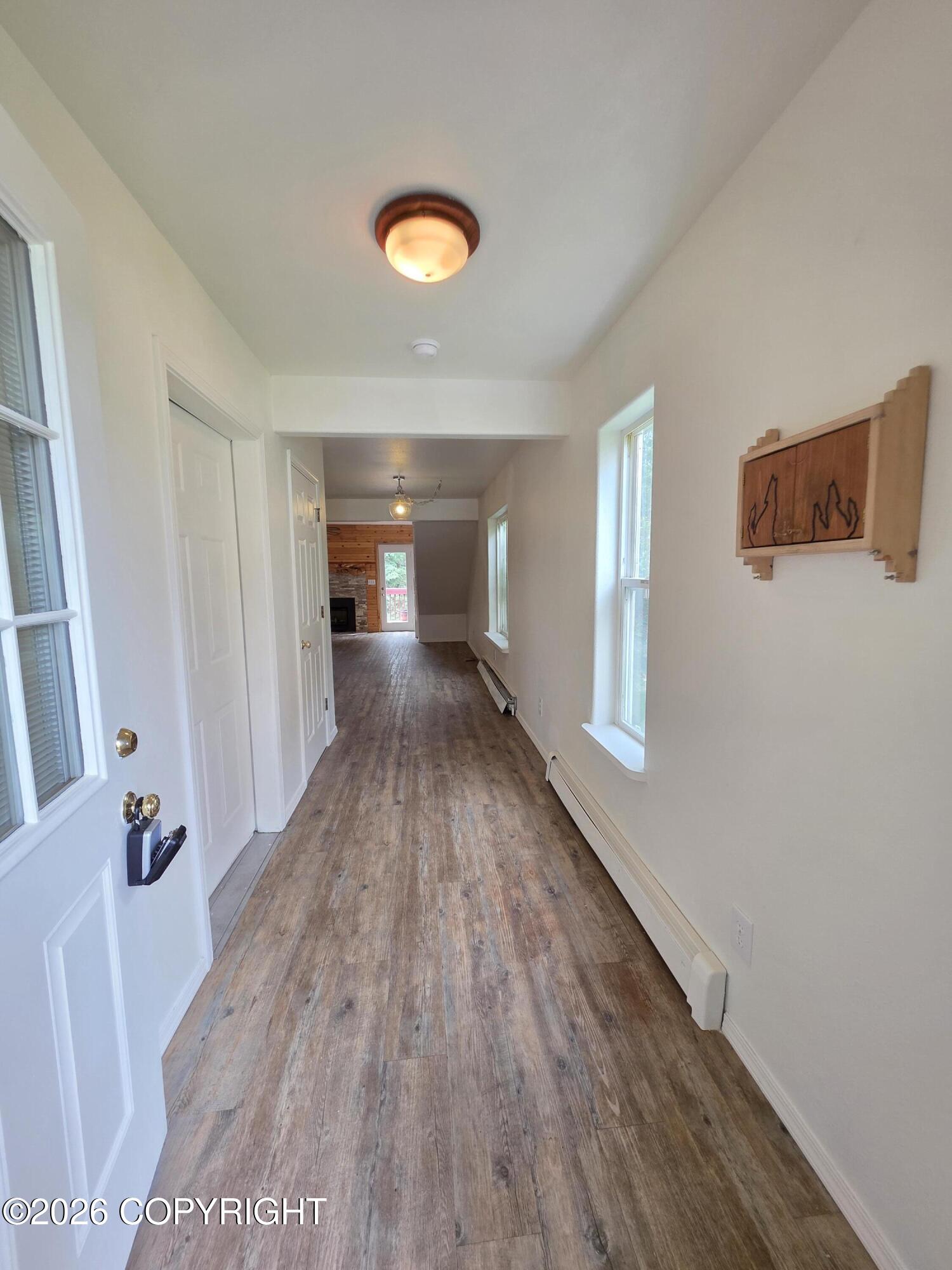 17015 Riddell Street Property Photo 5