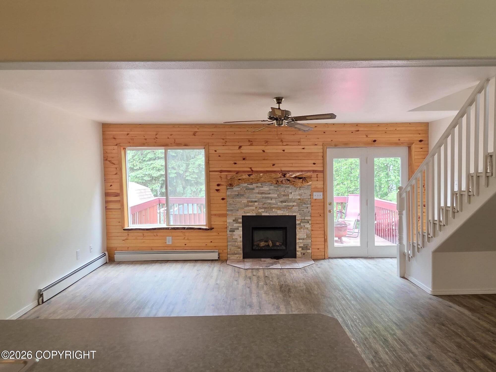 17015 Riddell Street Property Photo 8