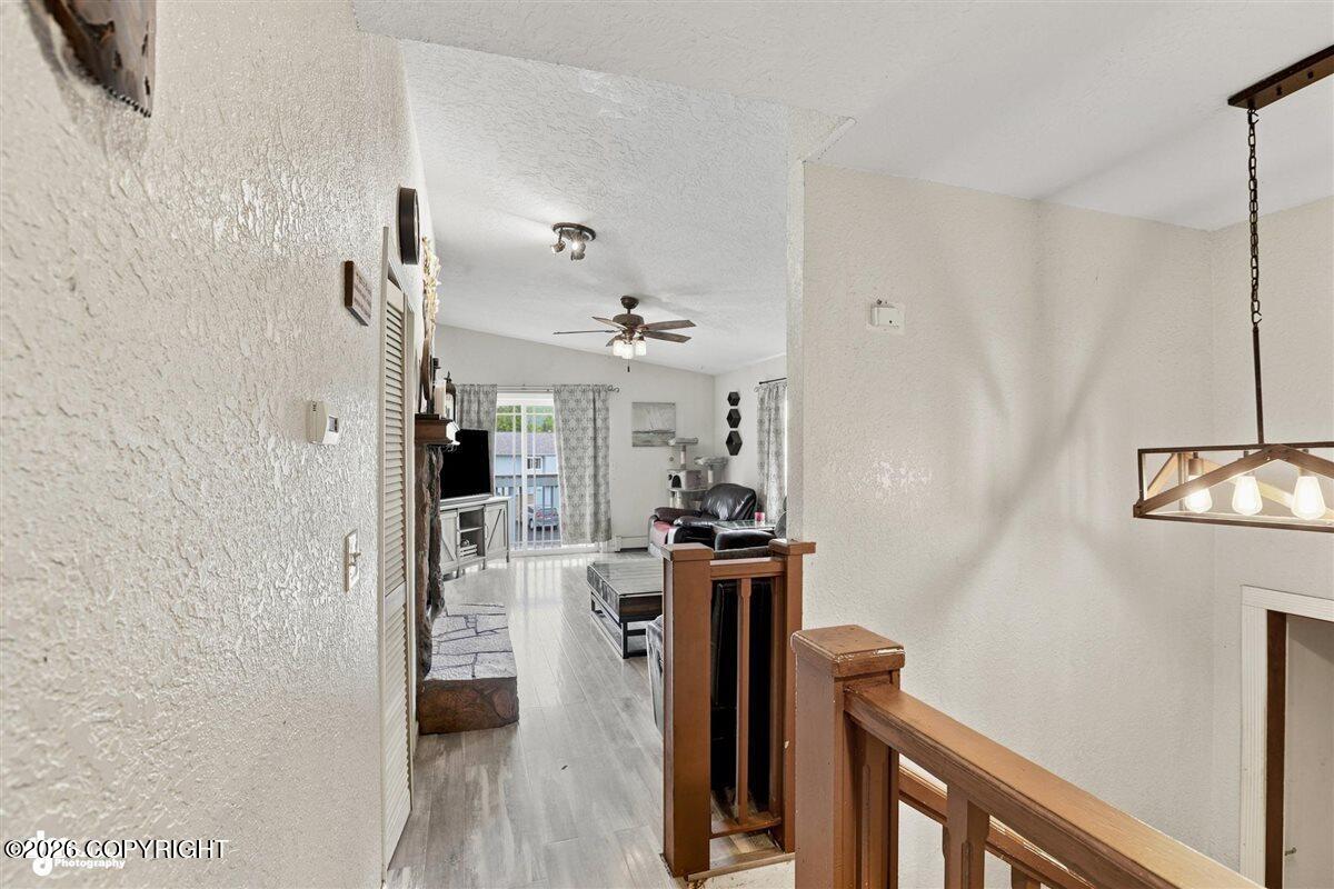 18713 N Lowrie Loop Property Photo 8