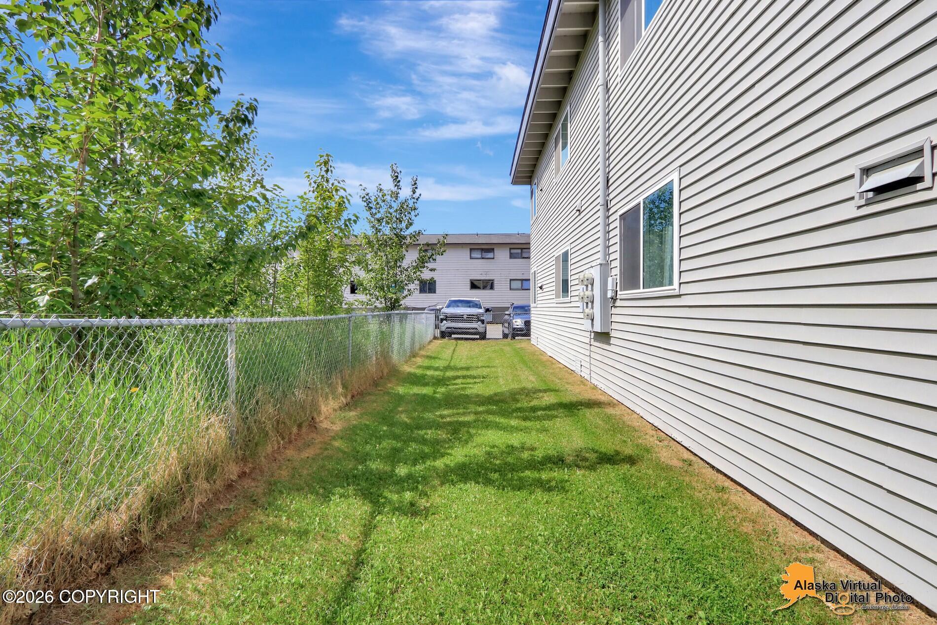8100 Boundary Avenue Property Photo 11