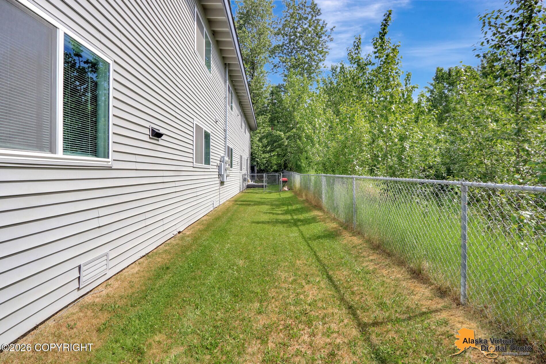 8100 Boundary Avenue Property Photo 12
