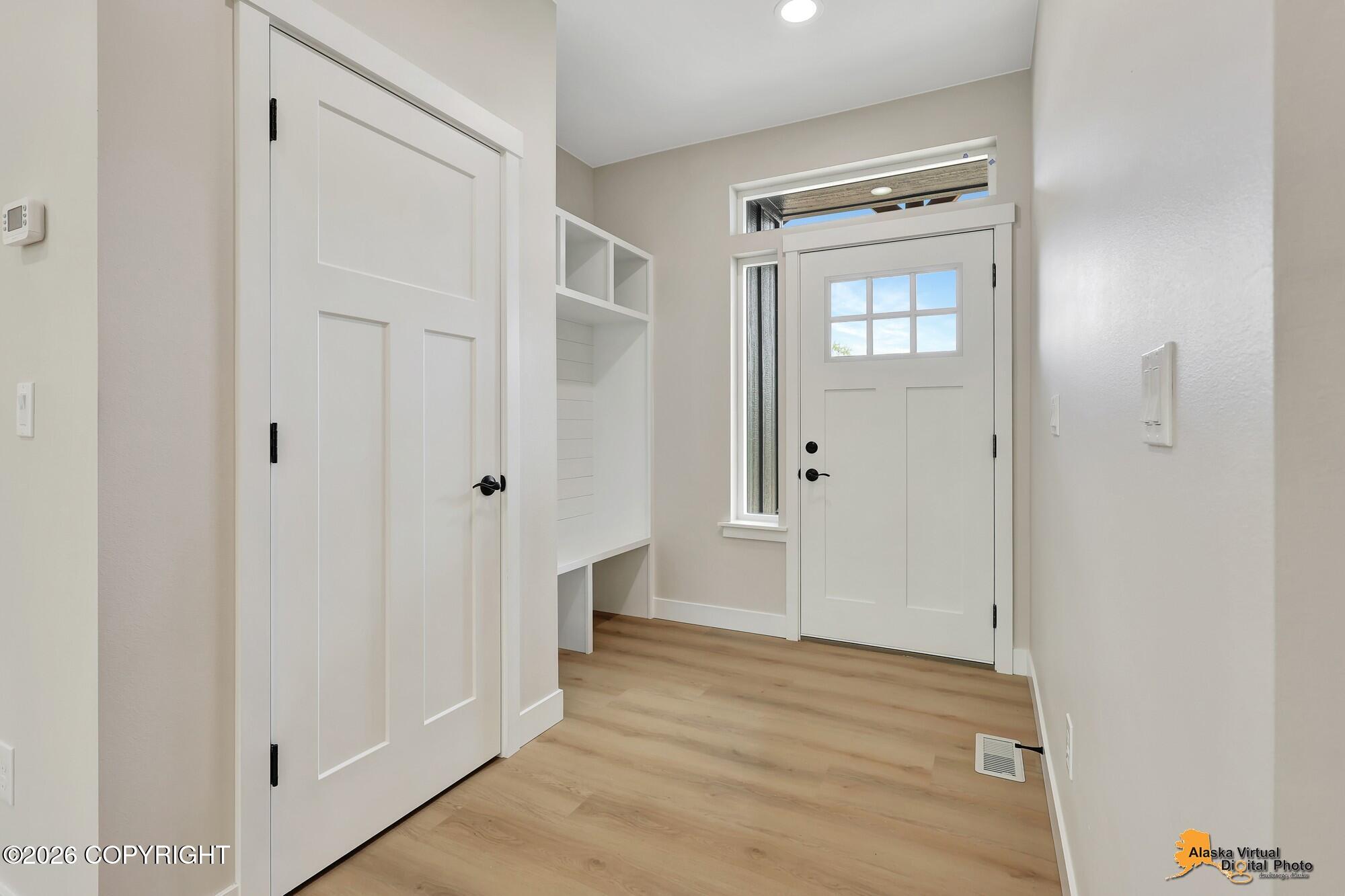 1131 N Leseman Way Property Photo 2