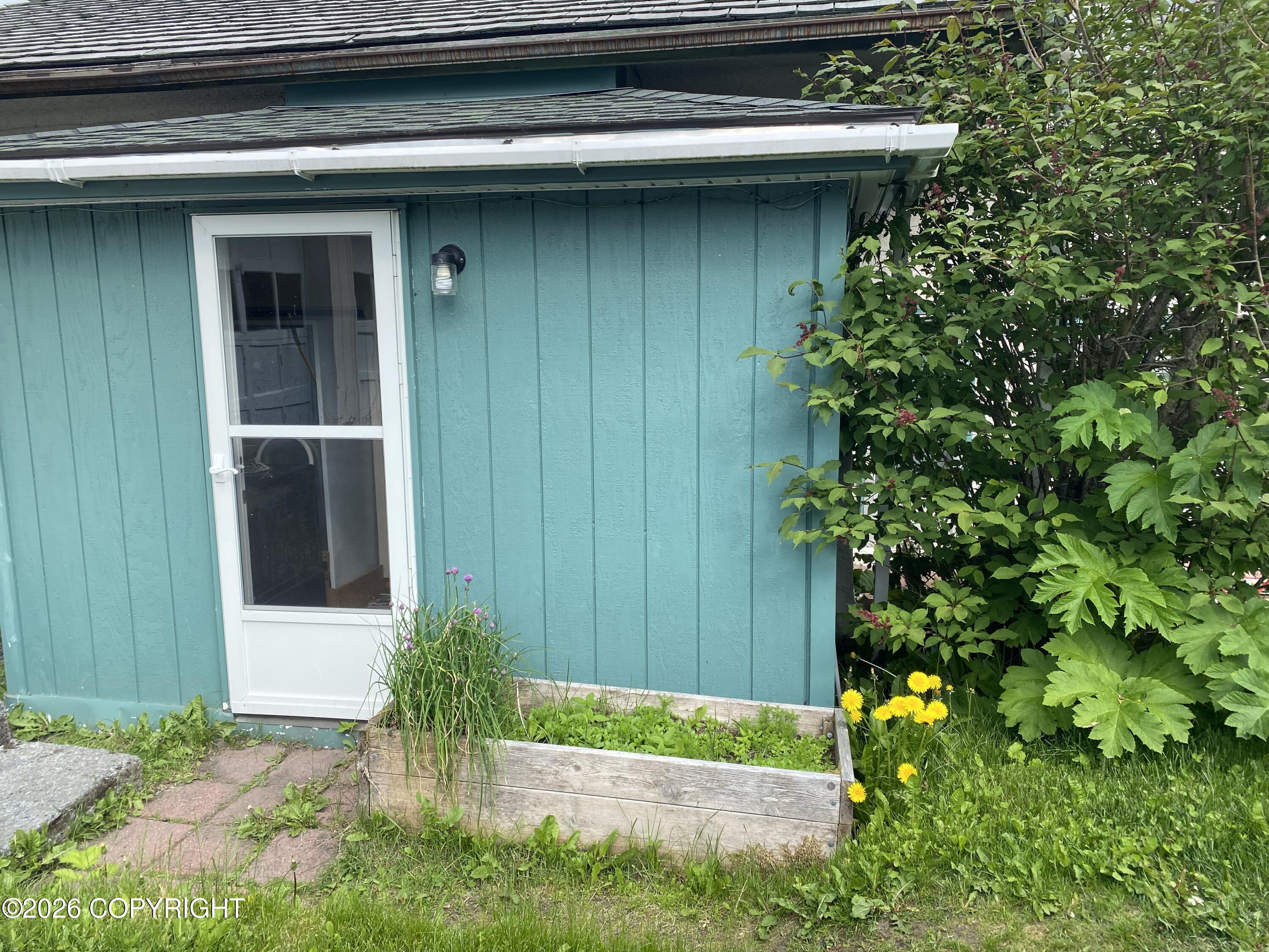 411 Third Avenue Property Photo 20