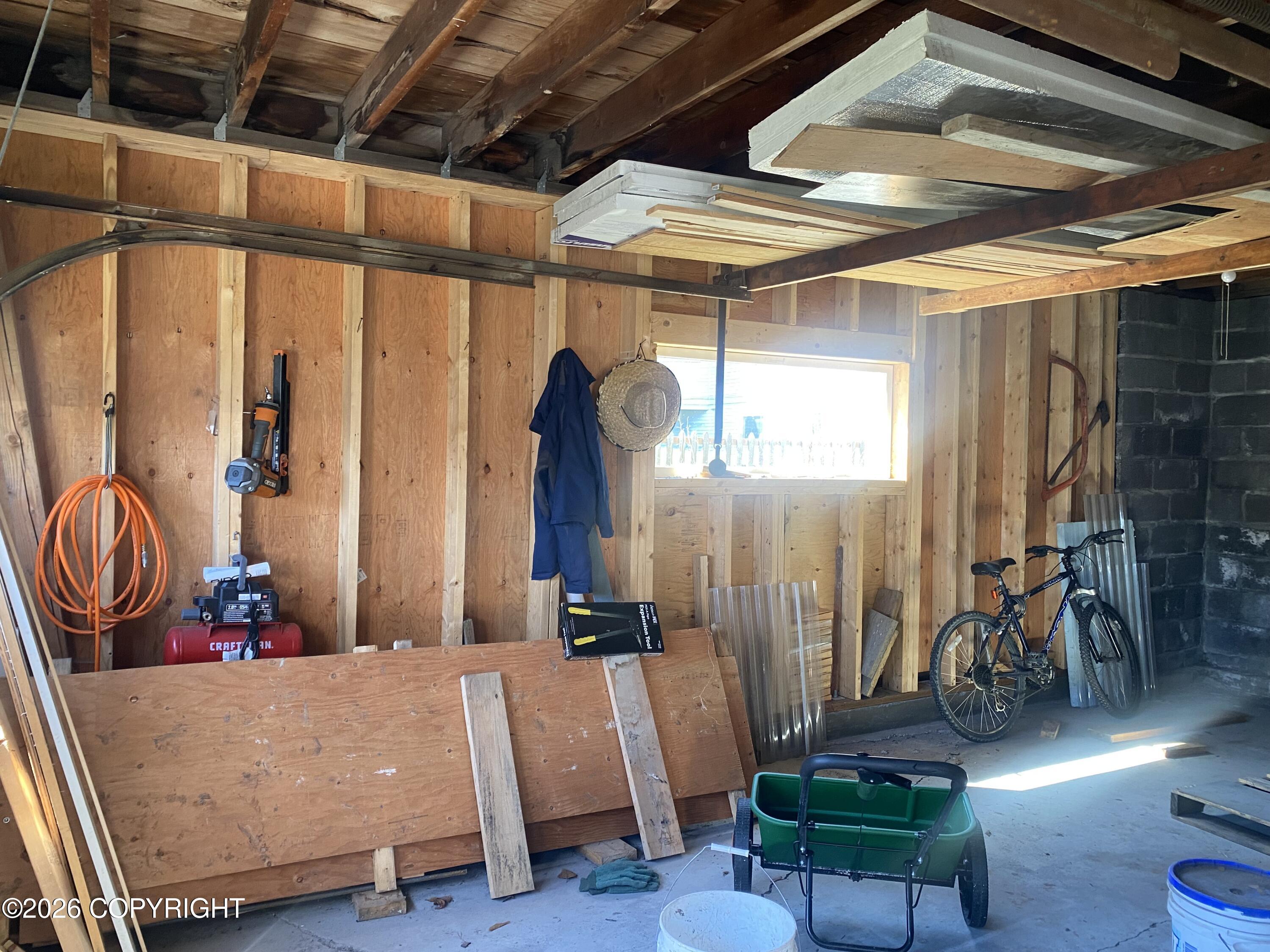 411 Third Avenue Property Photo 22