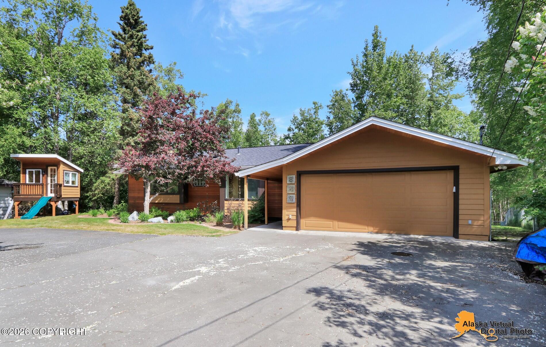 2201 Arctic Circle Property Photo 2