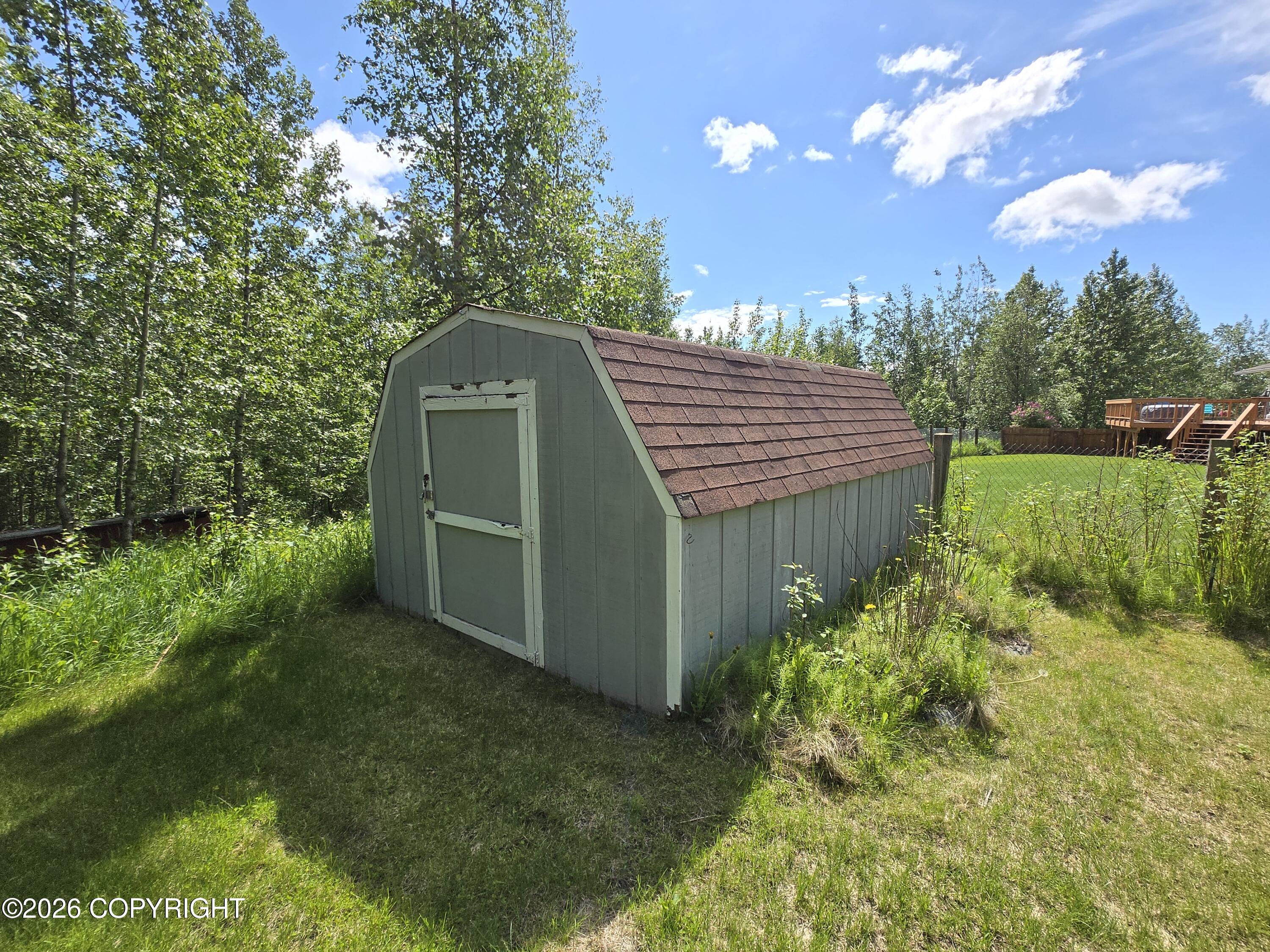 1340 E Fairview Loop Property Photo 16