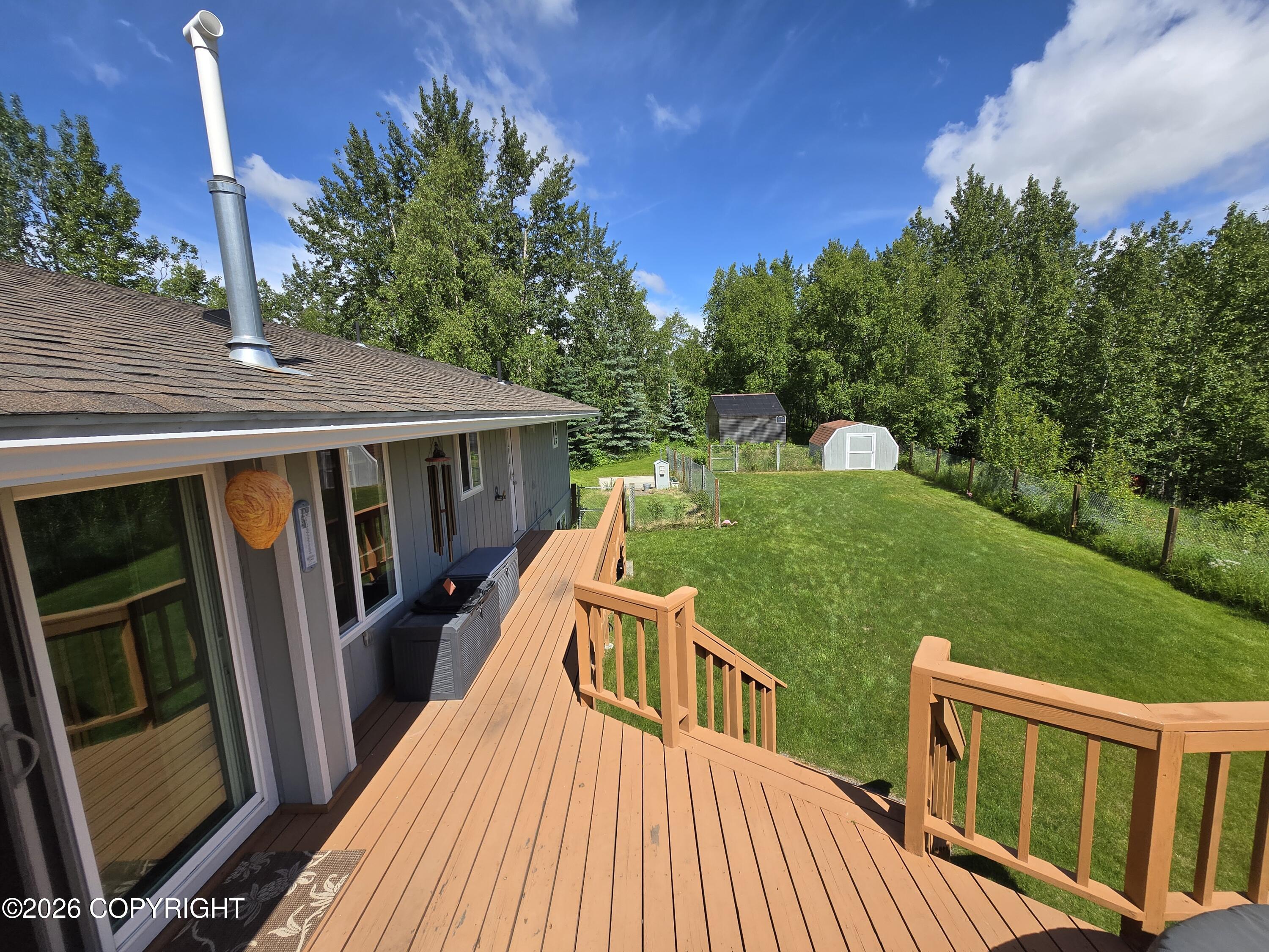 1340 E Fairview Loop Property Photo 22