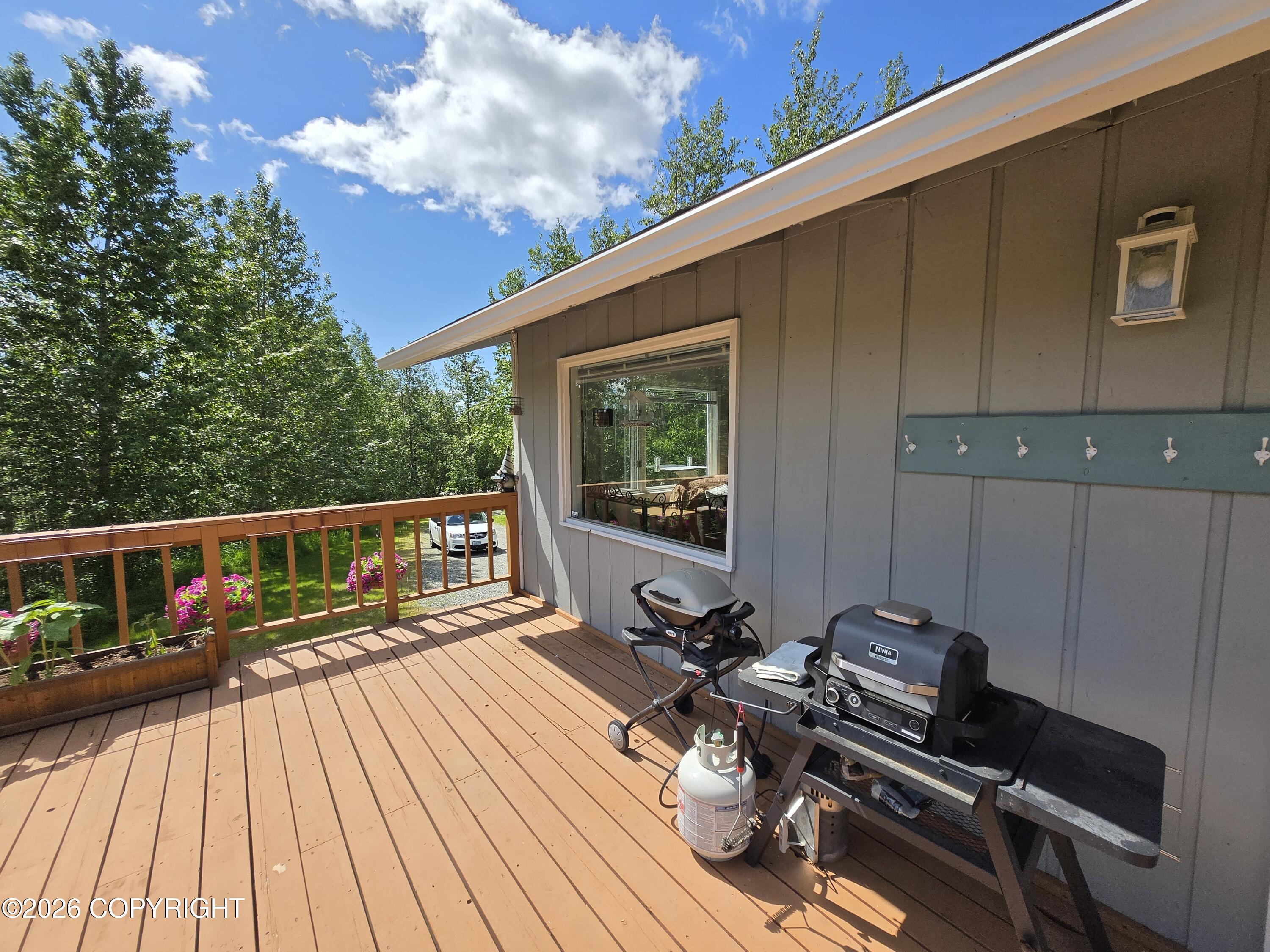 1340 E Fairview Loop Property Photo 24