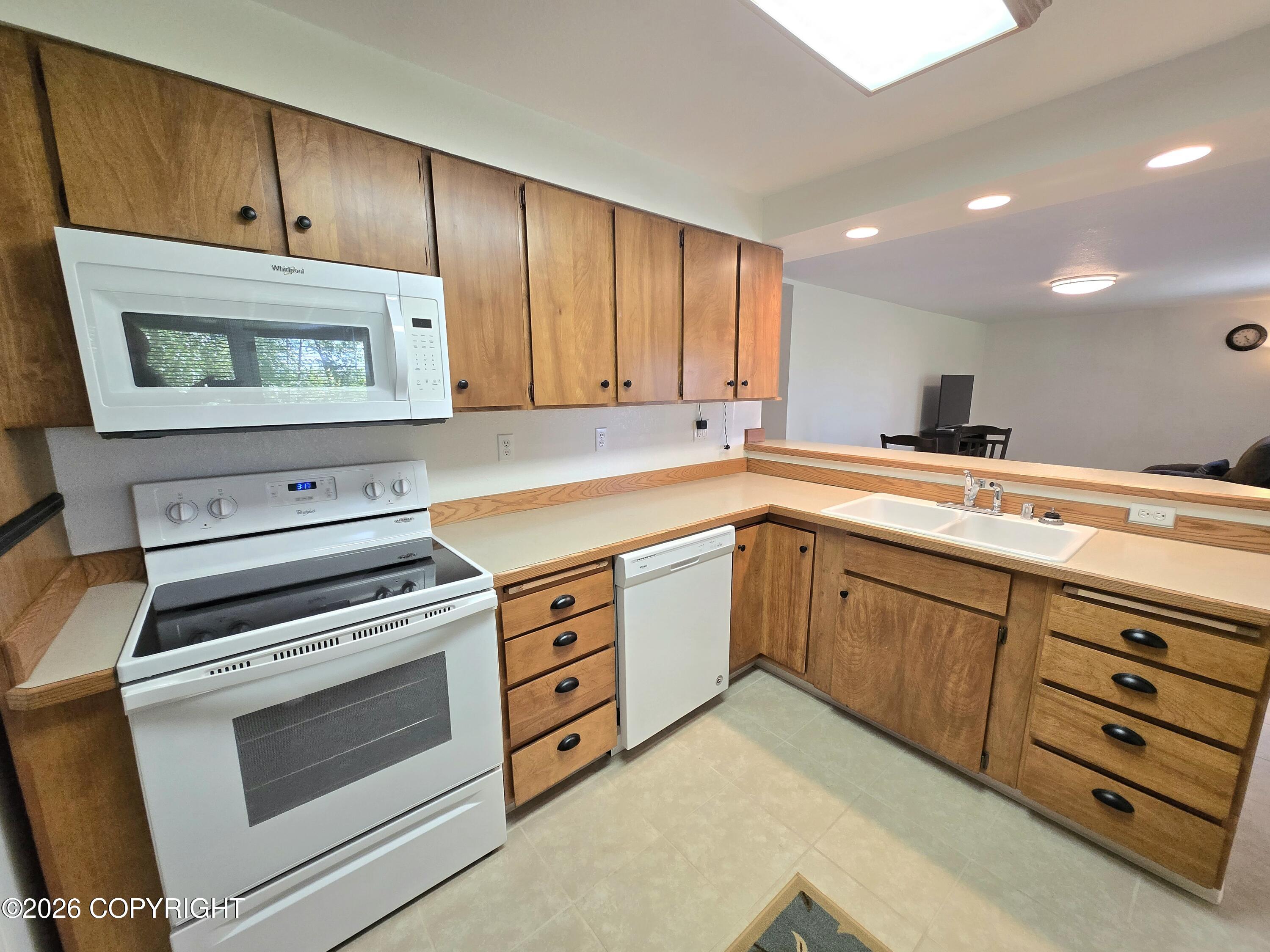 1340 E Fairview Loop Property Photo 58