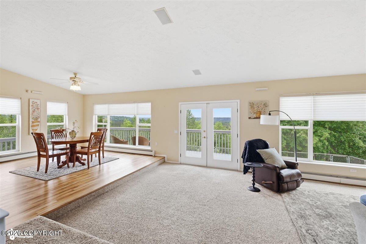 1075 Bogie Court Property Photo 4