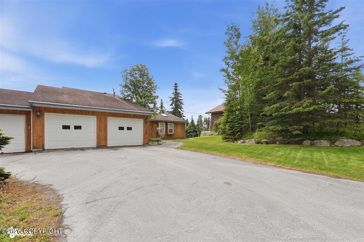 1075 Bogie Court Property Photo 18
