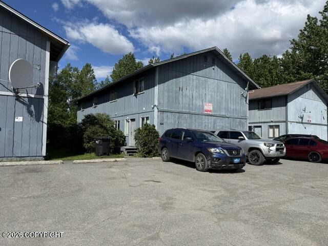 925 E 45th Court Property Photo 1