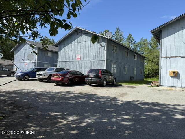 925 E 45th Court Property Photo 12