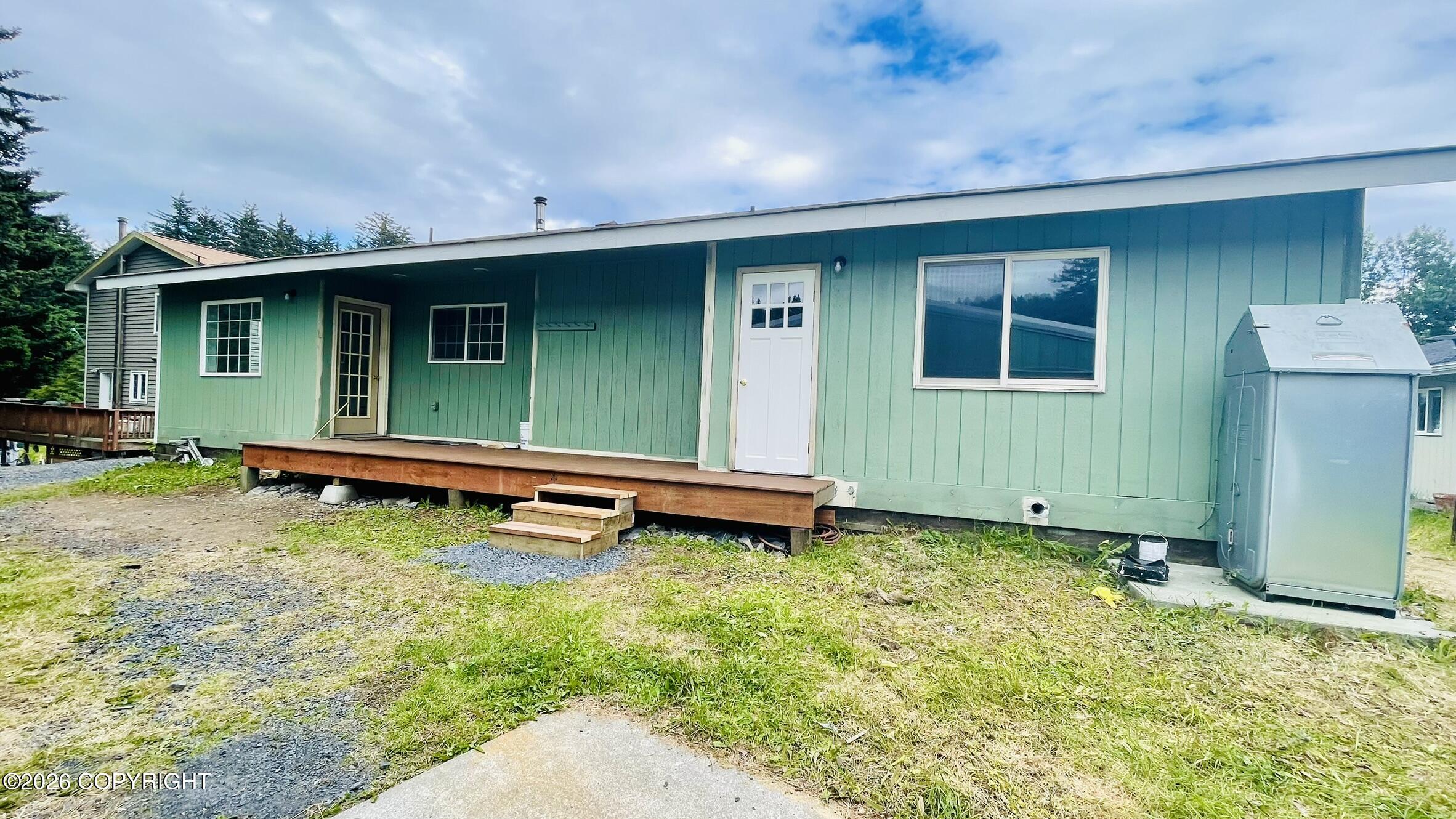 1617 Lynden Way Property Photo 4