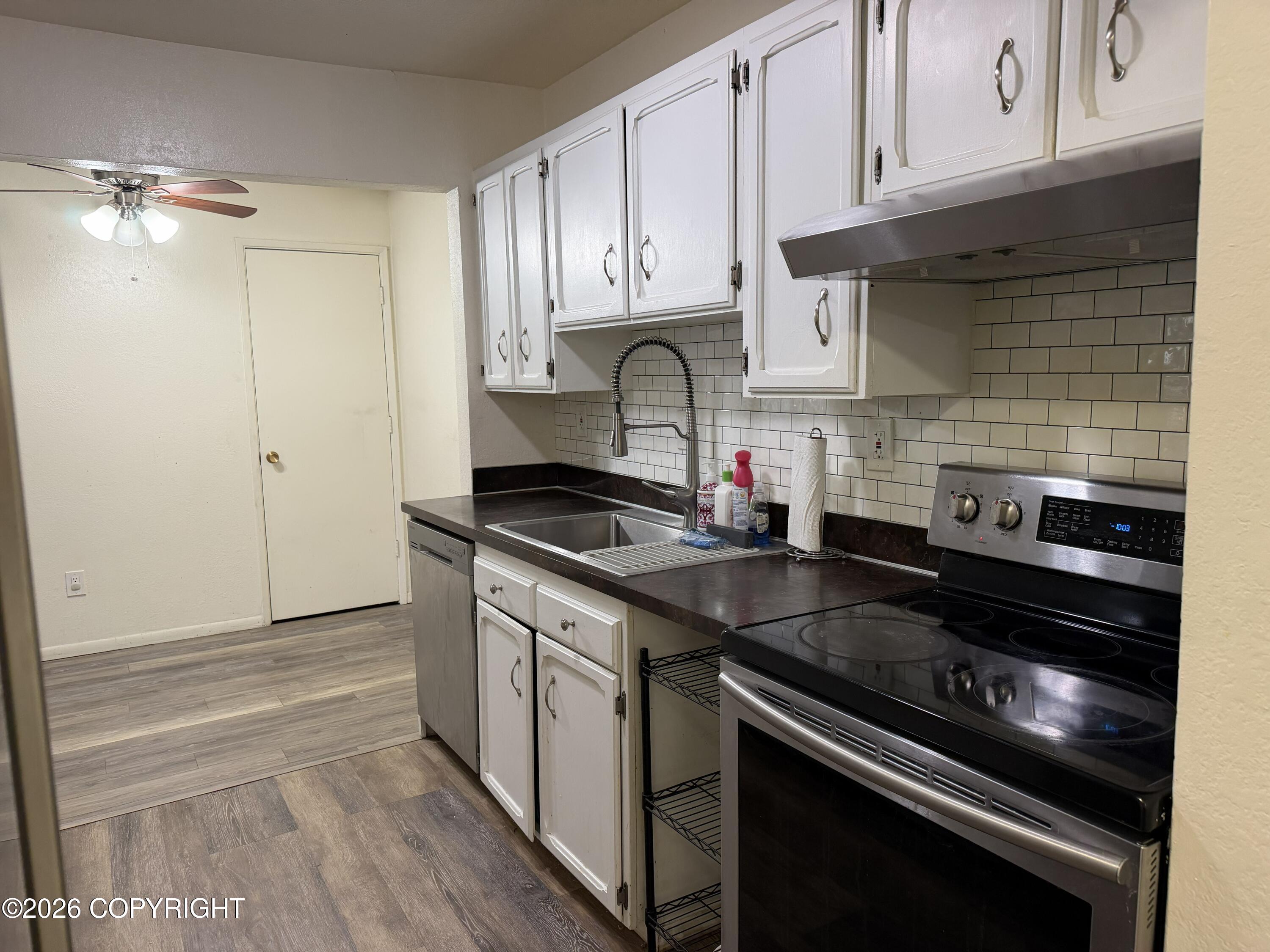 400 W 76th Avenue #102 Property Photo 5